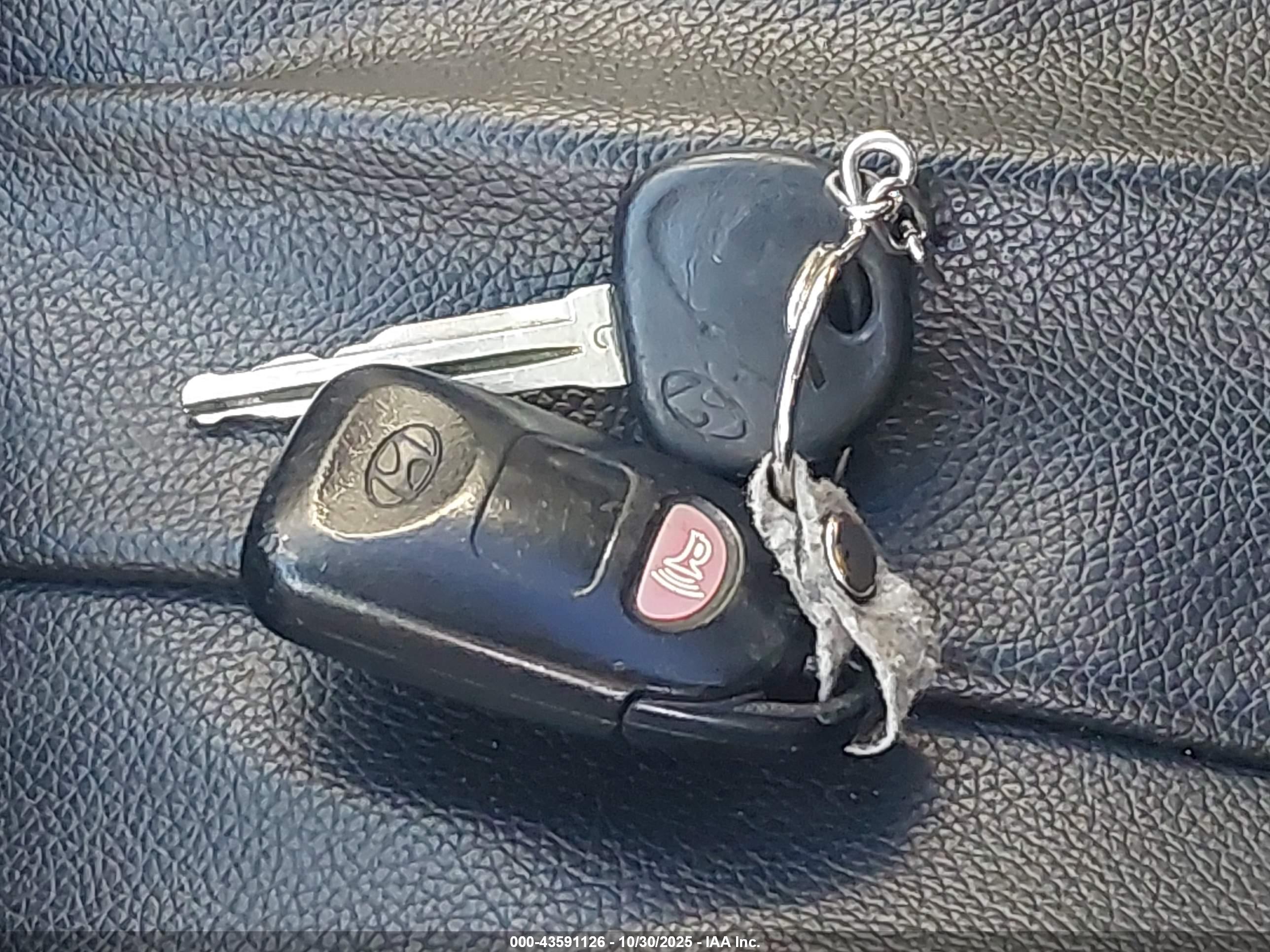 HYUNDAI ELANTRA image 11