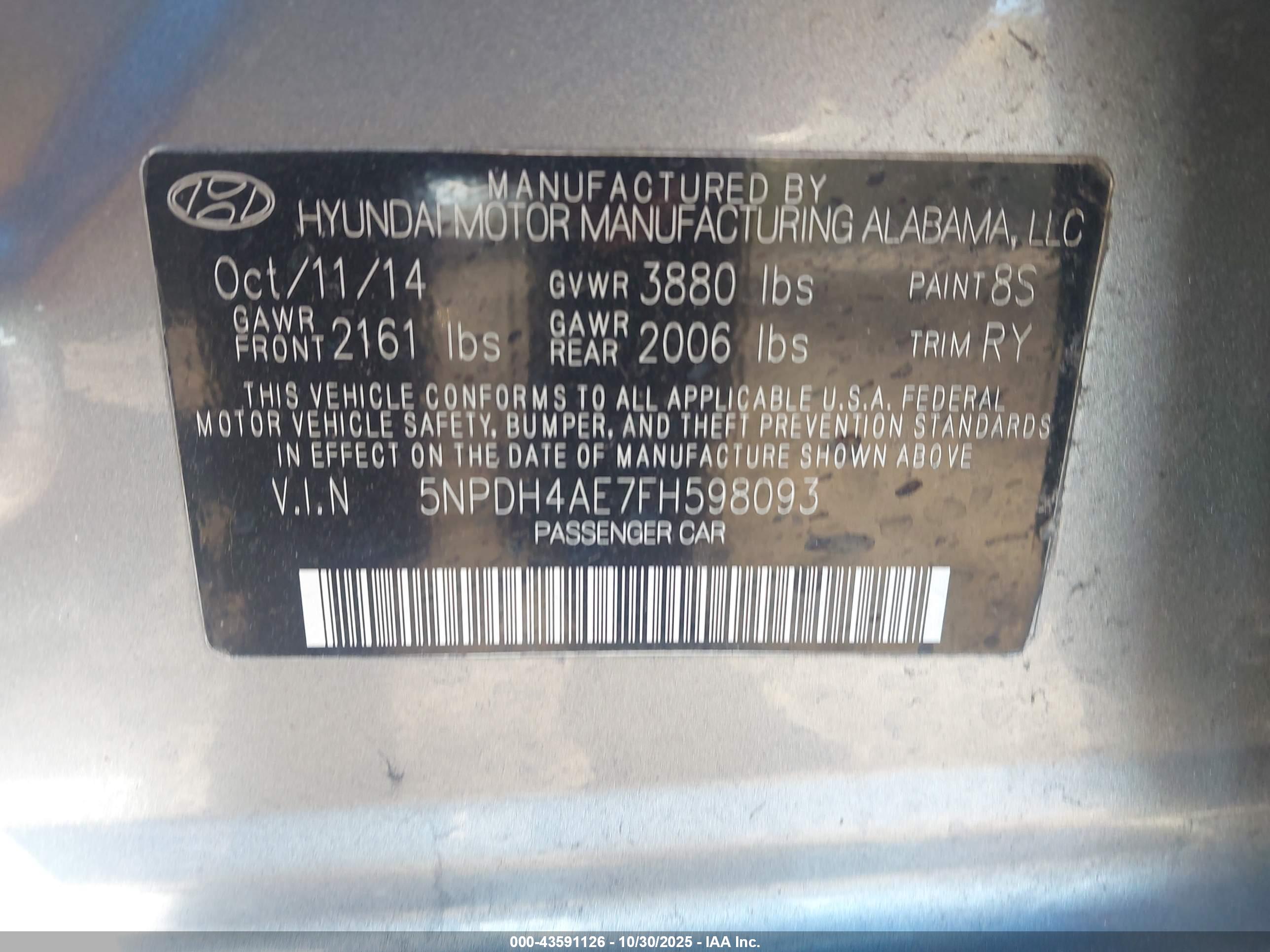 HYUNDAI ELANTRA image 9