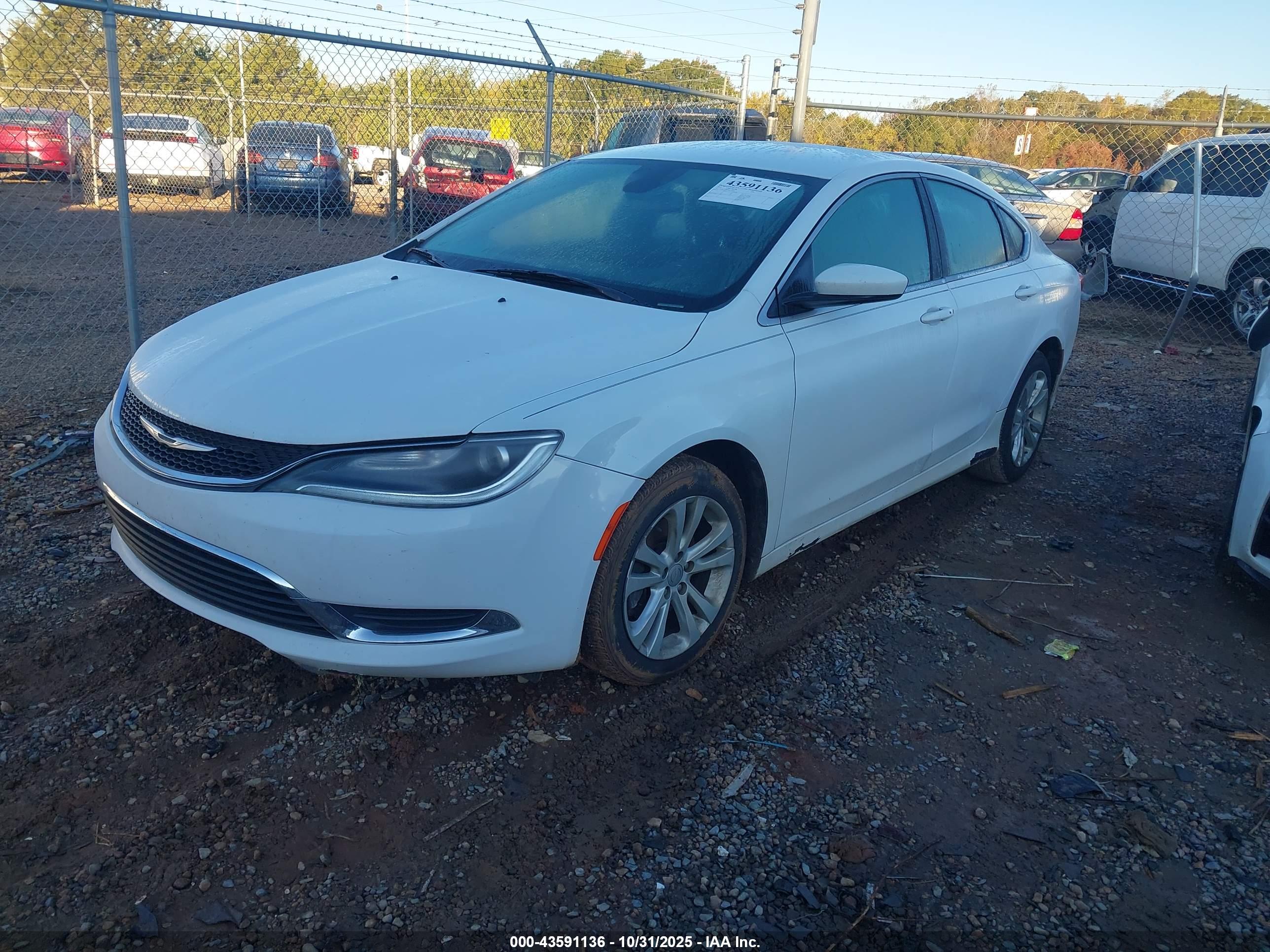 CHRYSLER 200 image 2