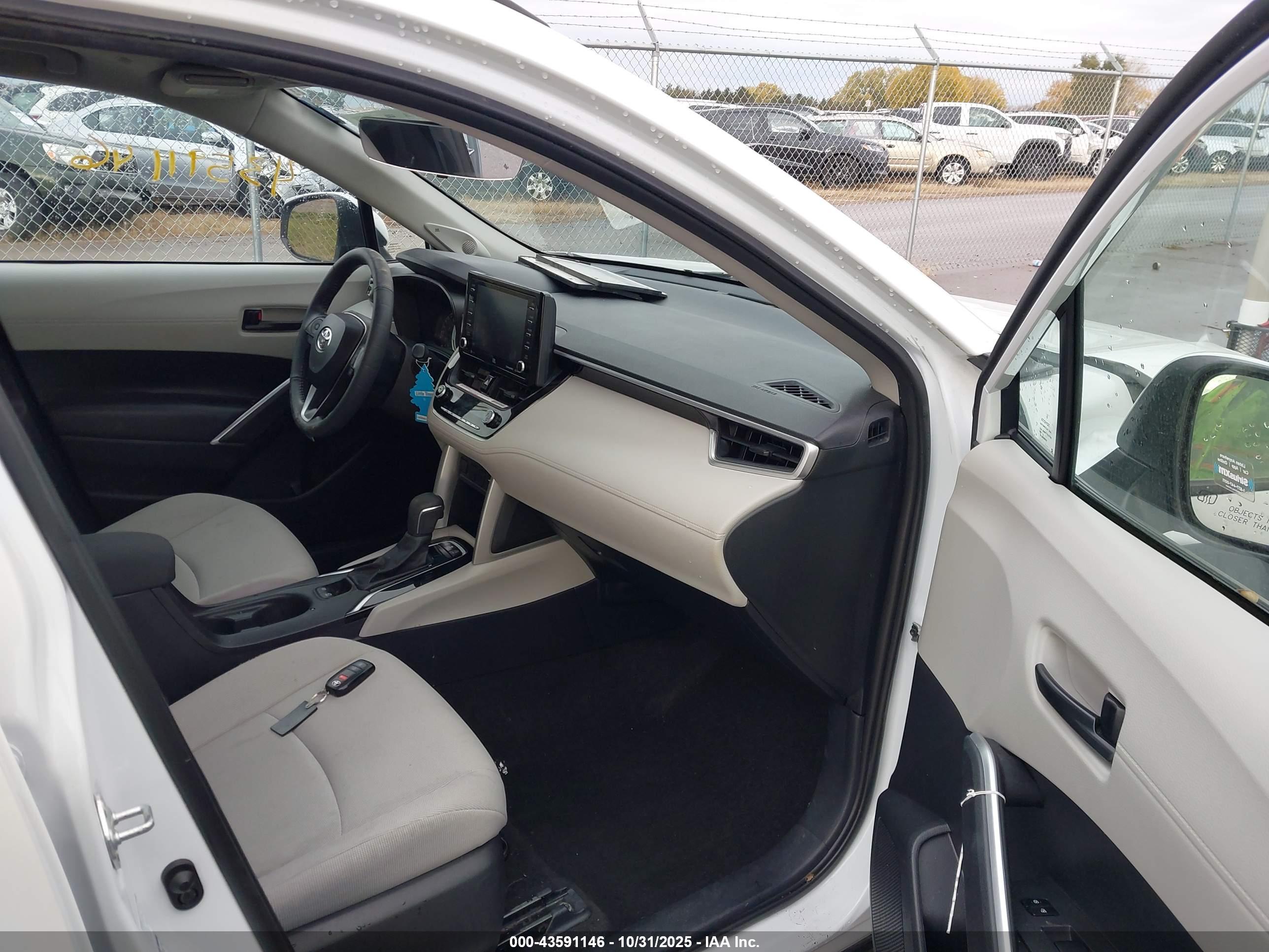 TOYOTA COROLLA image 5