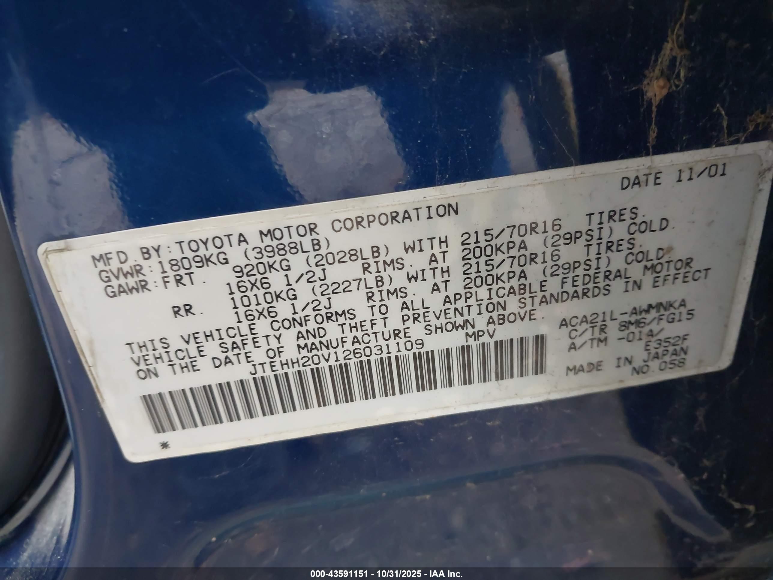 TOYOTA RAV4 image 9