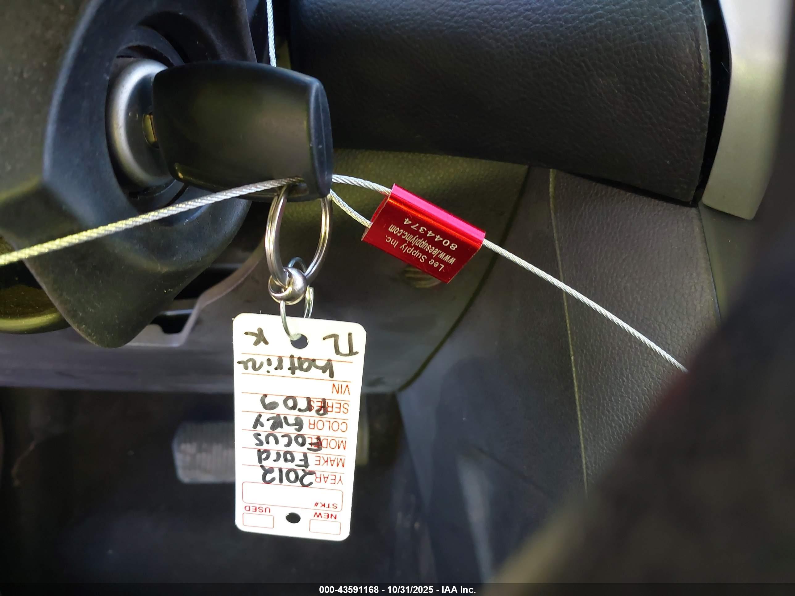 FORD FOCUS image 11