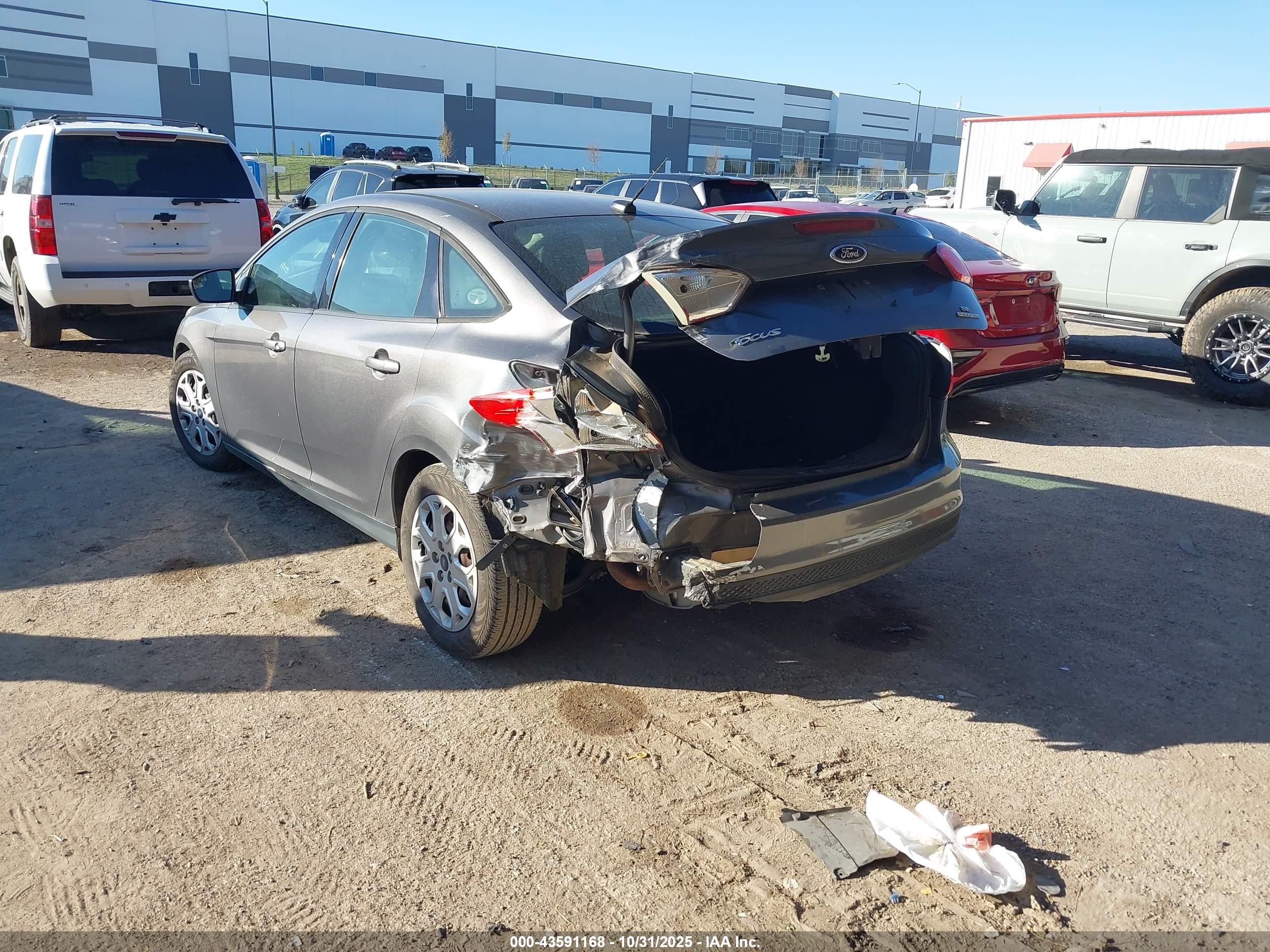 FORD FOCUS image 3