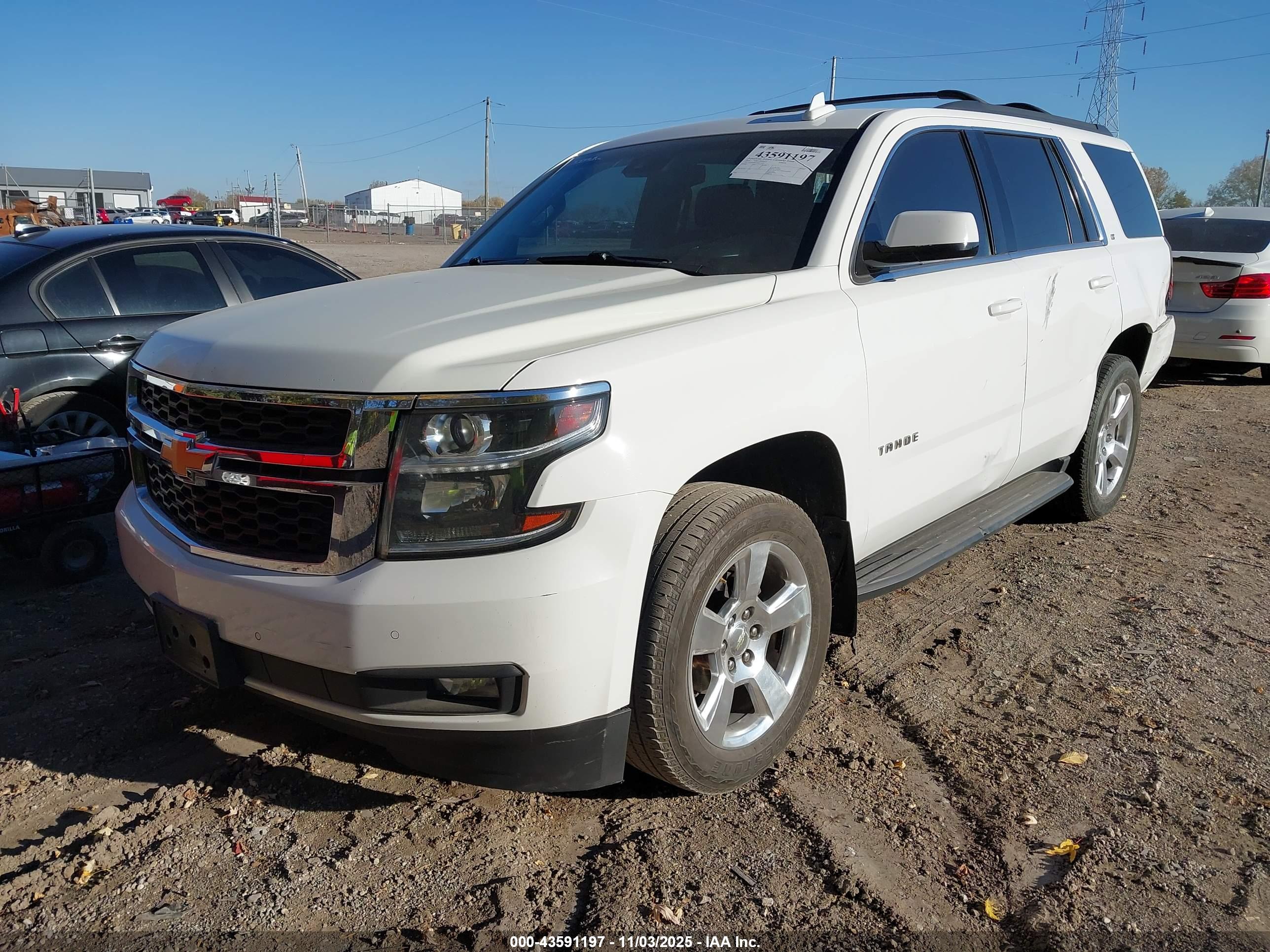 CHEVROLET TAHOE image 2