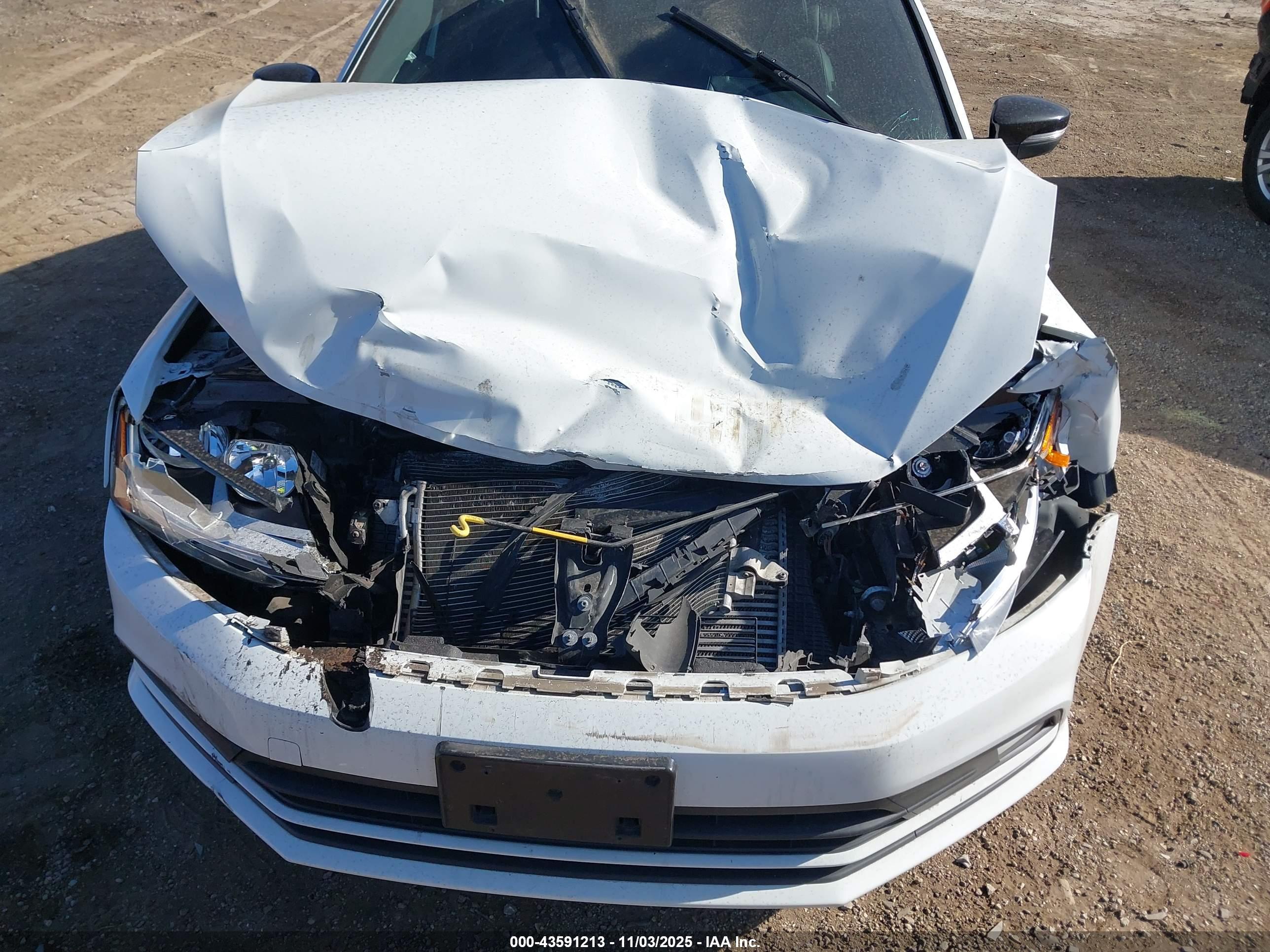 VOLKSWAGEN JETTA image 6