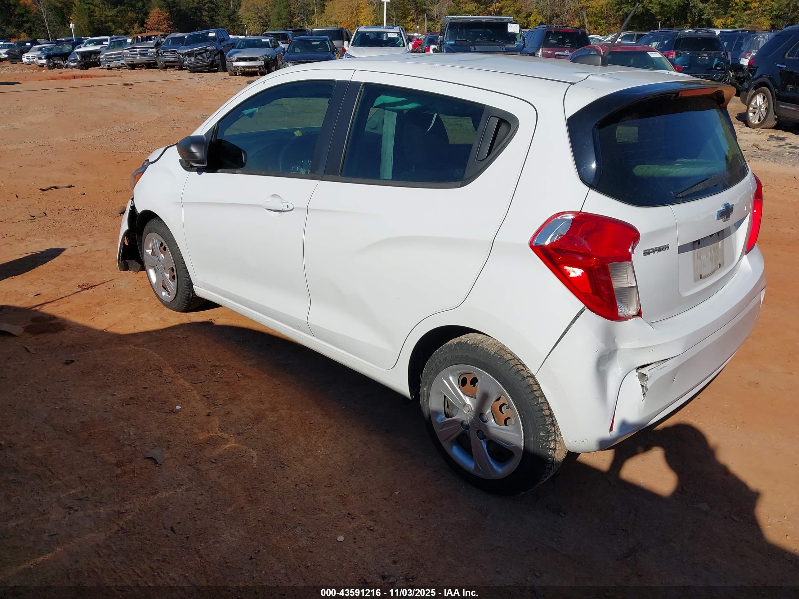 CHEVROLET SPARK image 3