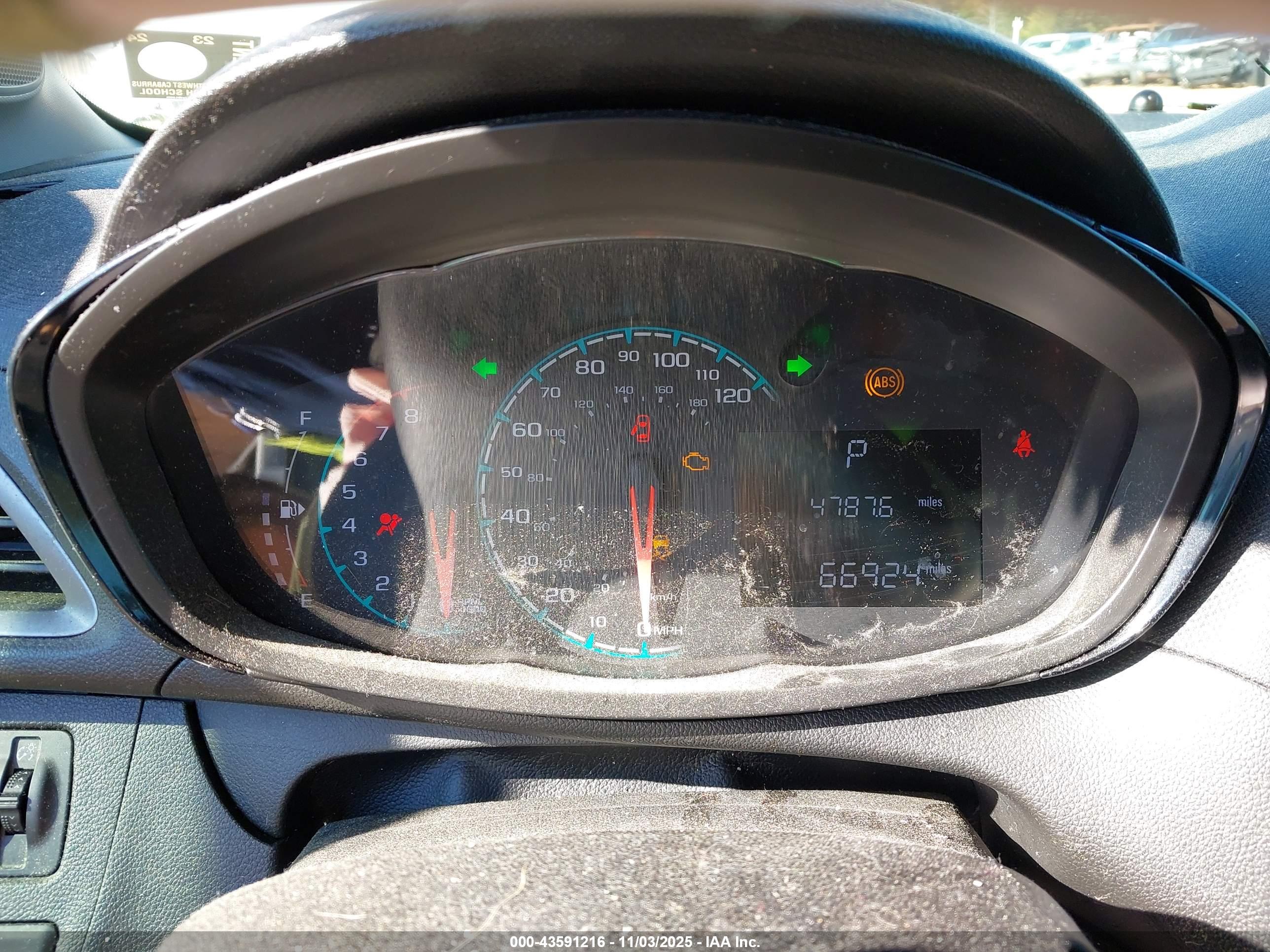 CHEVROLET SPARK image 7