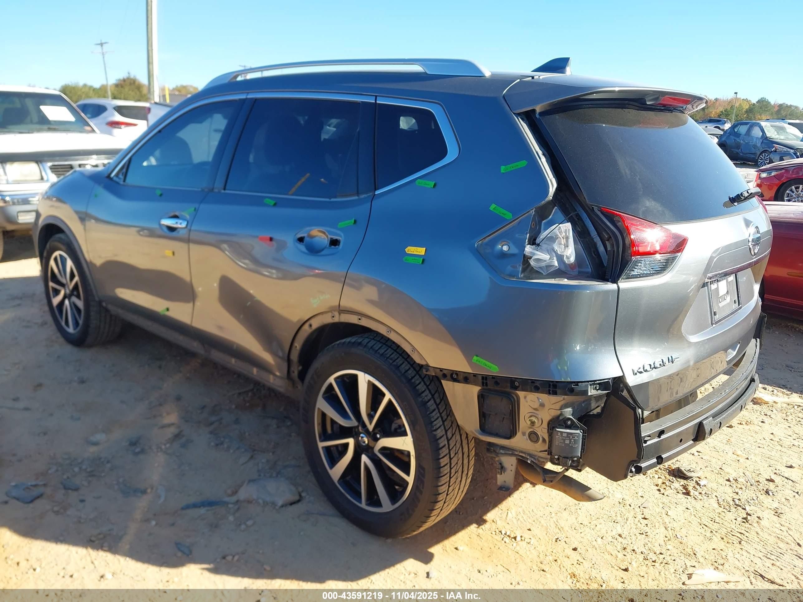 NISSAN ROGUE image 3