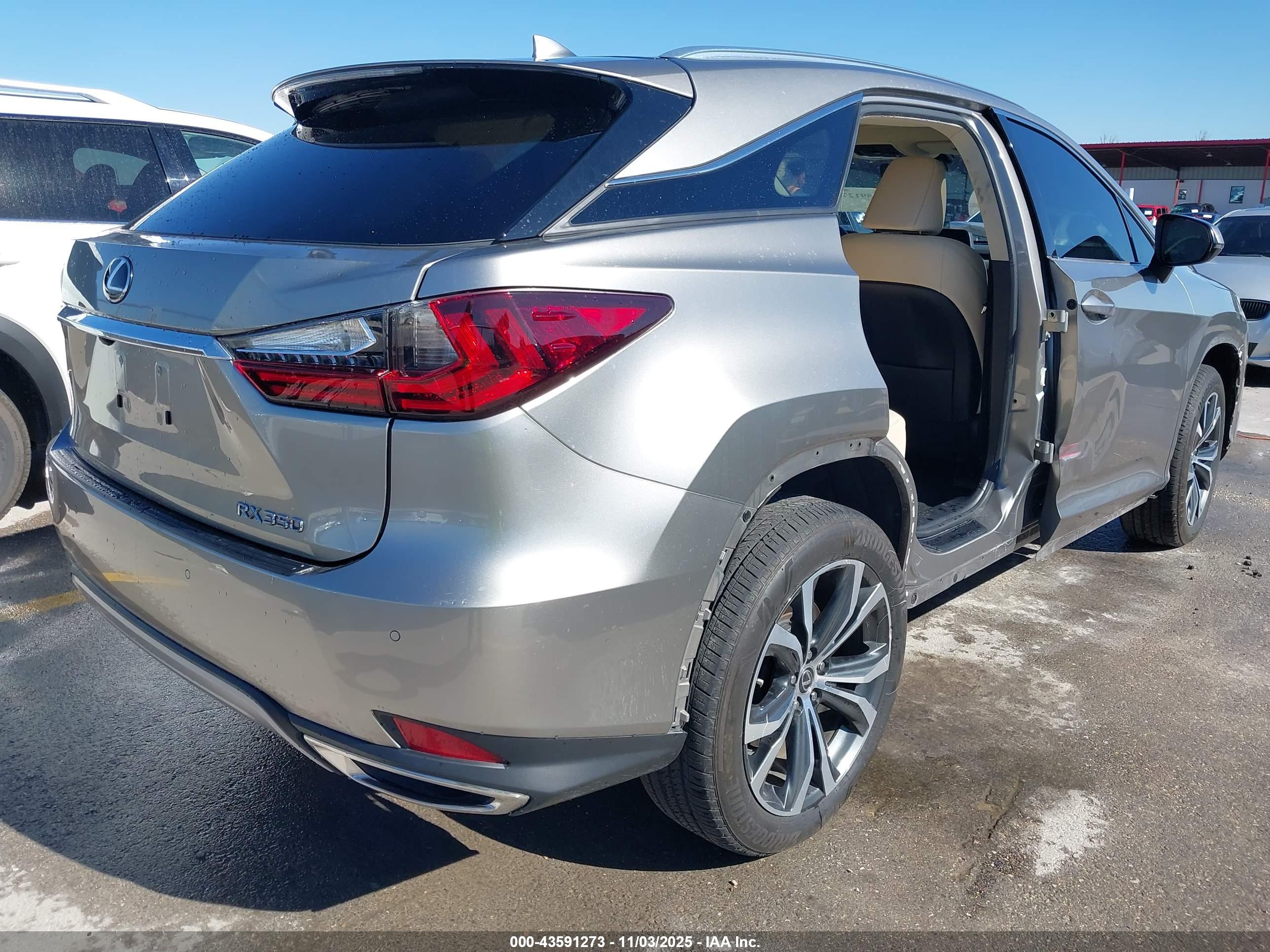 LEXUS RX image 4