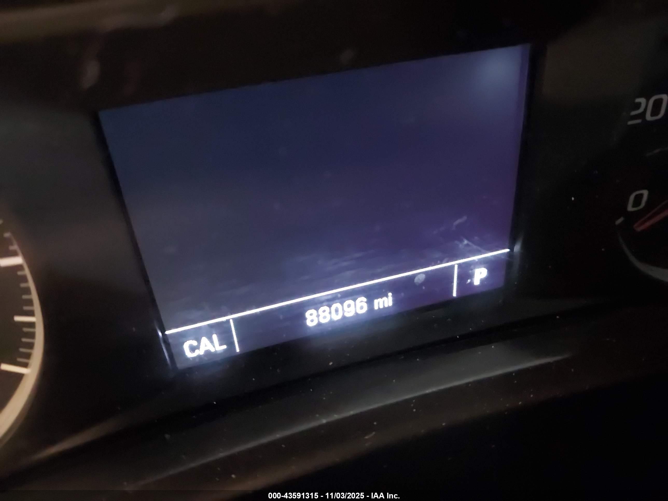 GMC TERRAIN image 7