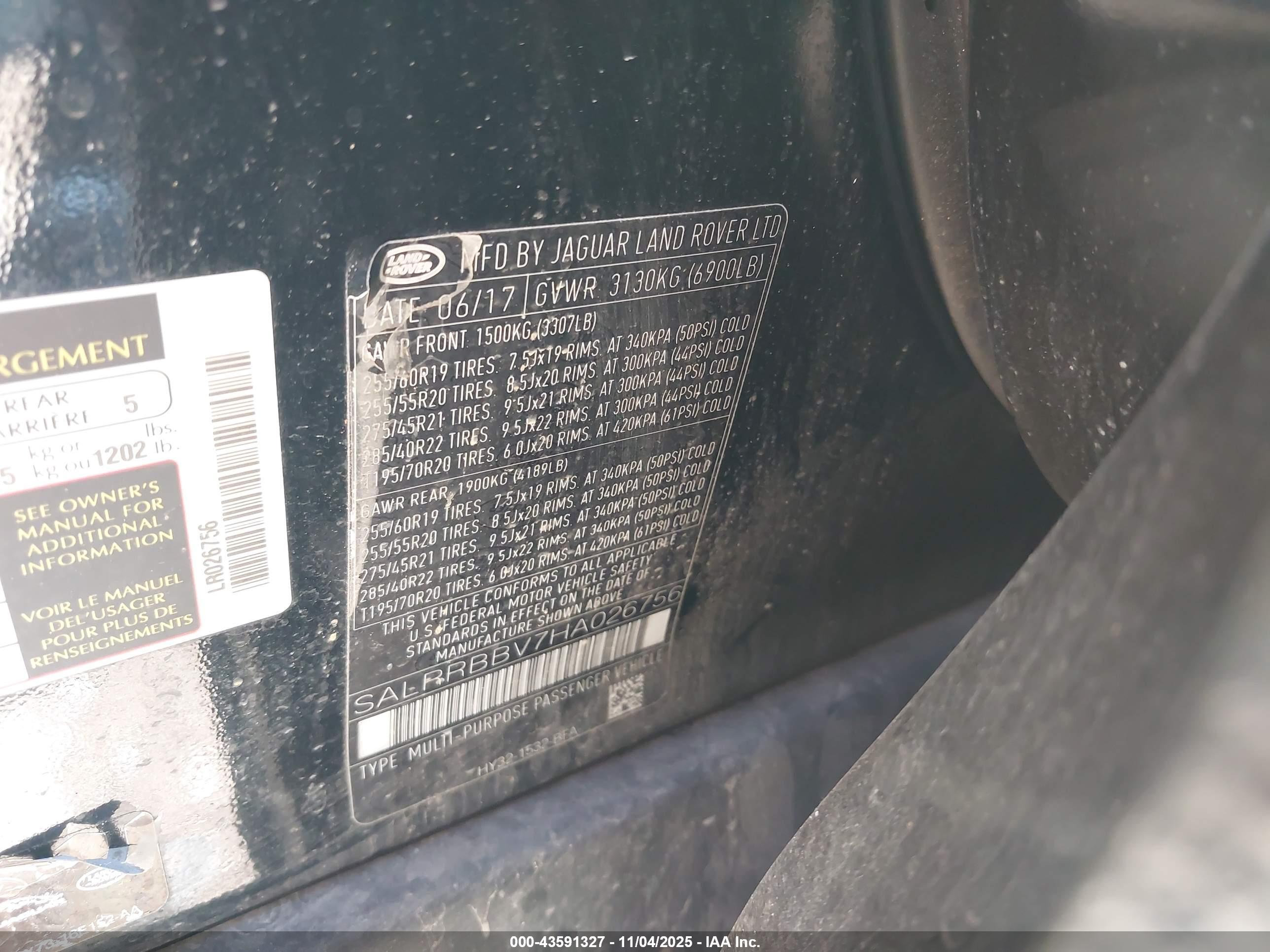 LAND ROVER image 9