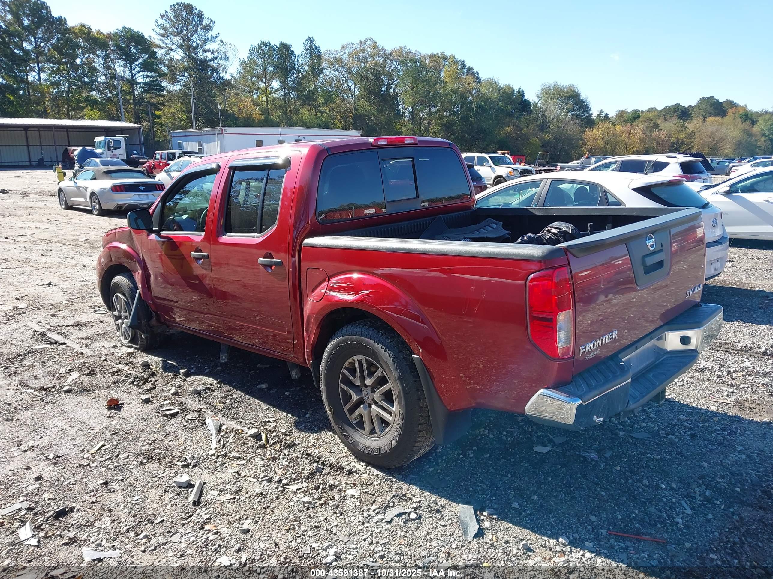 NISSAN FRONTIER image 3