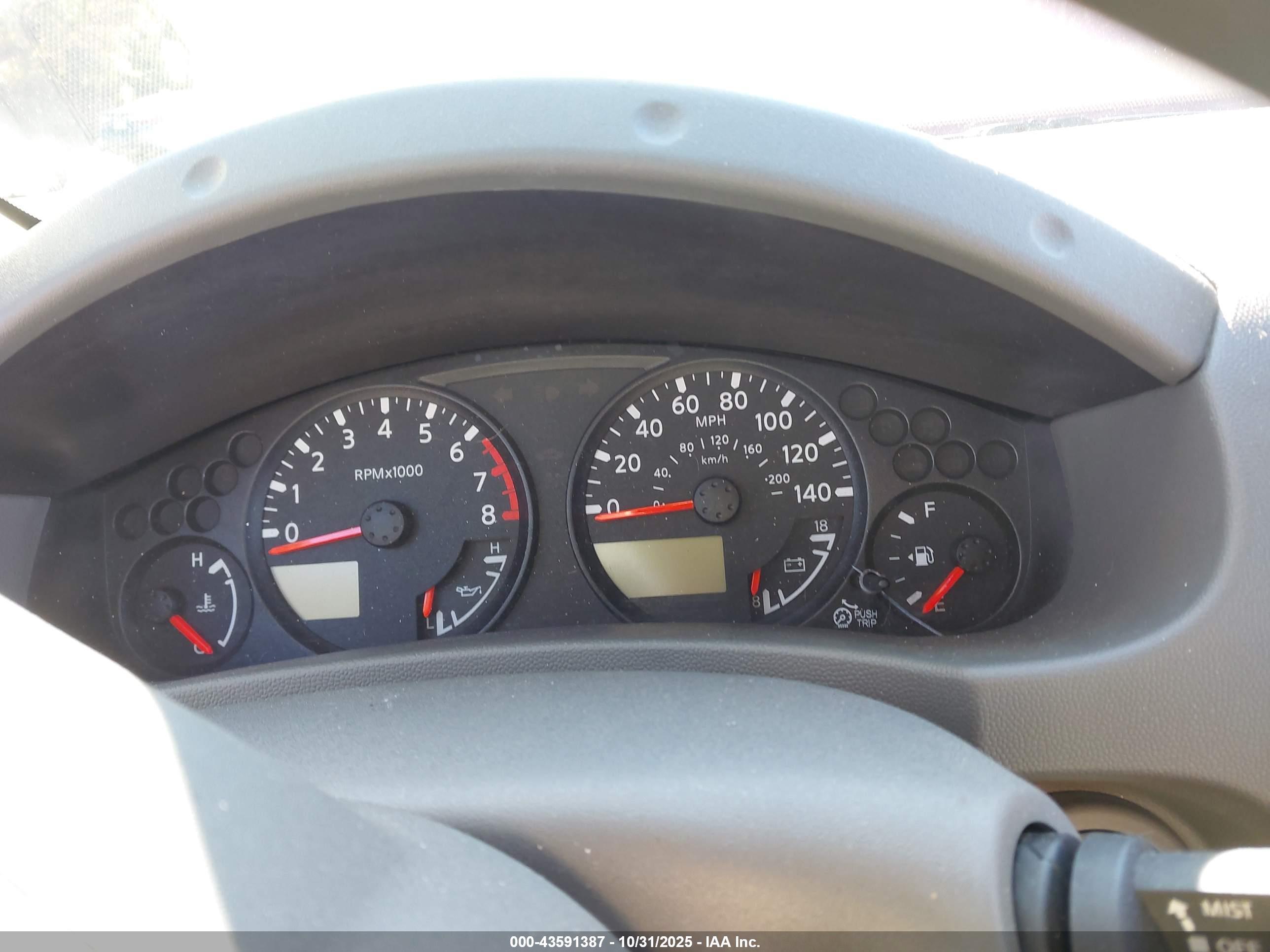 NISSAN FRONTIER image 7