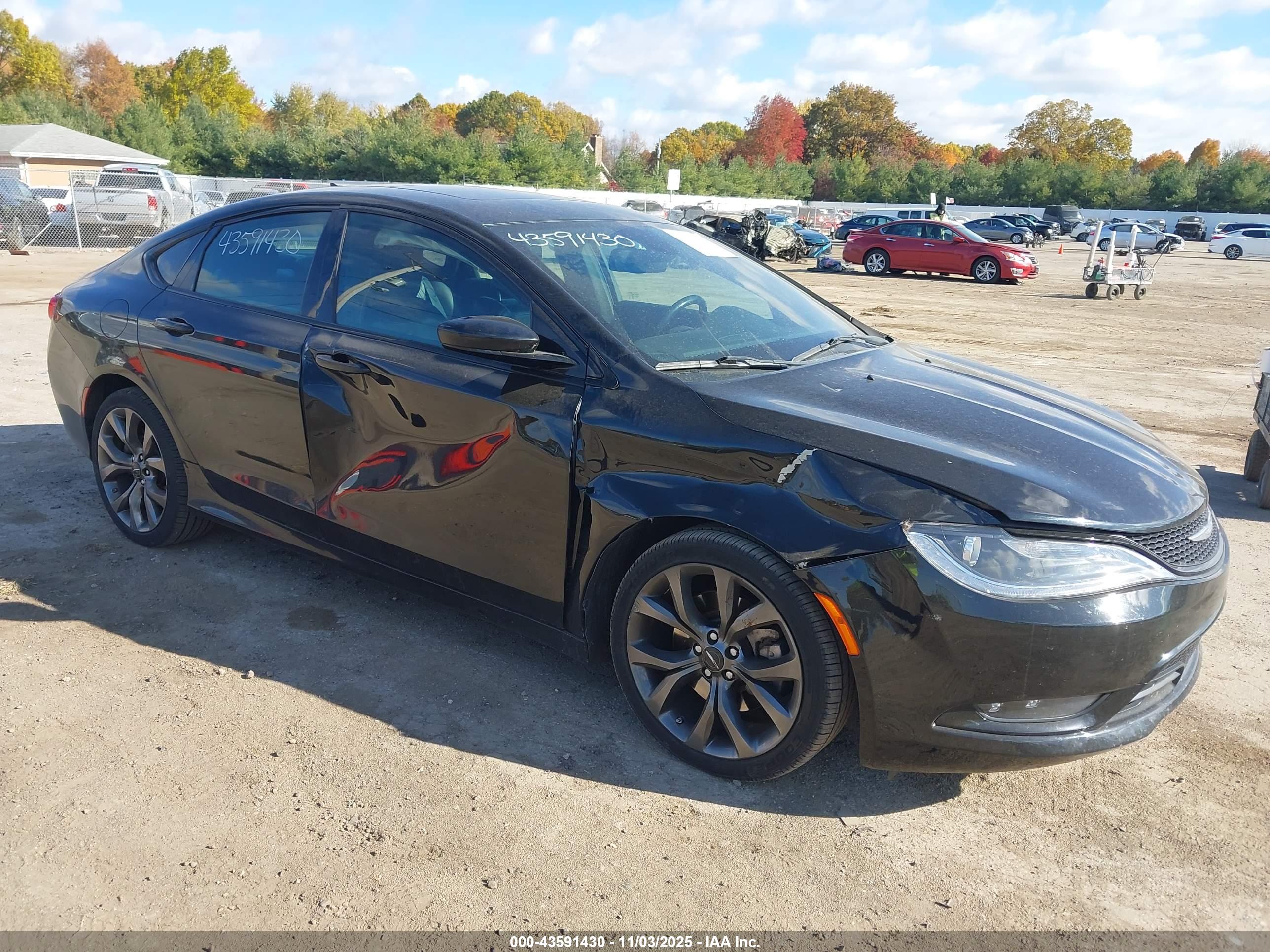 CHRYSLER 200 image 6