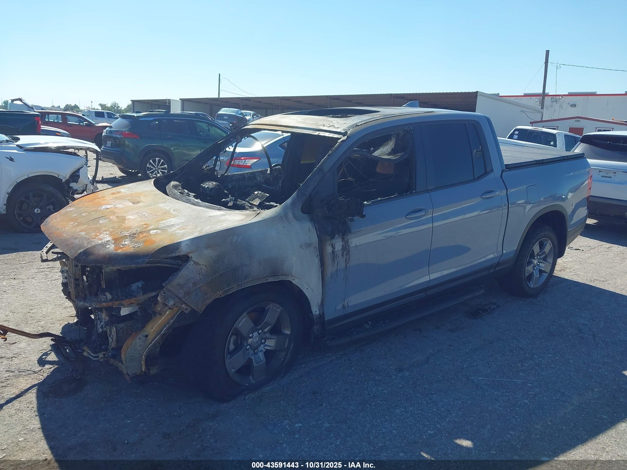 HONDA RIDGELINE image 2