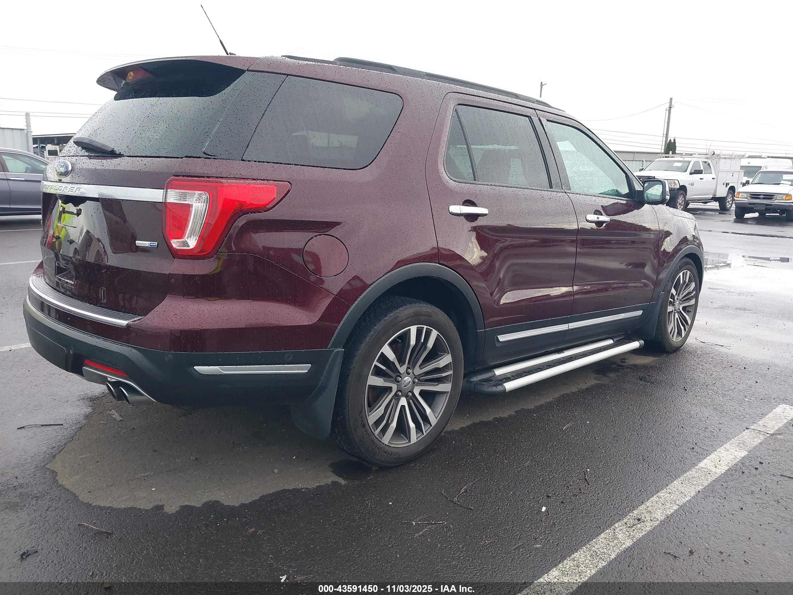 FORD EXPLORER image 4