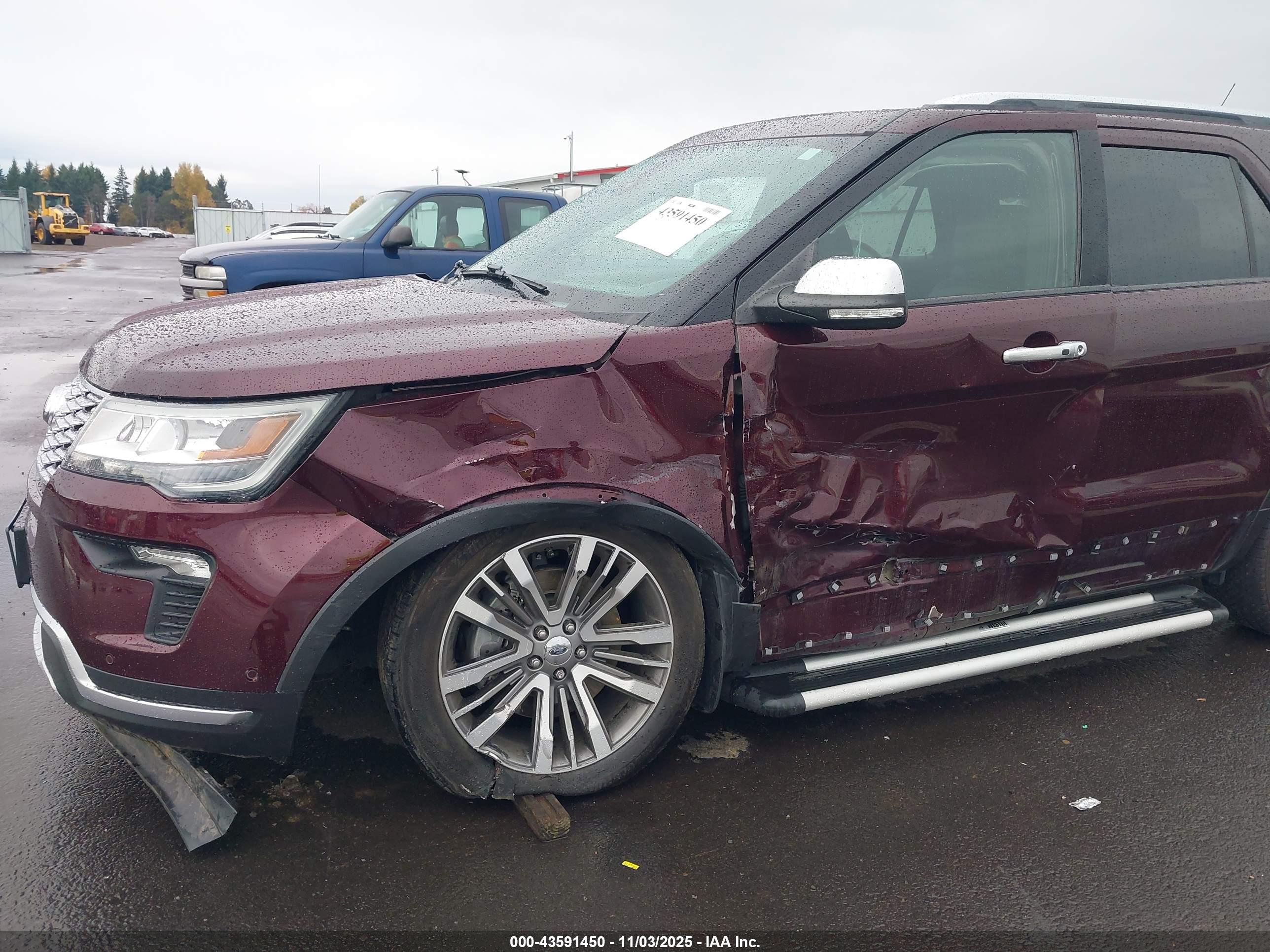 FORD EXPLORER image 6