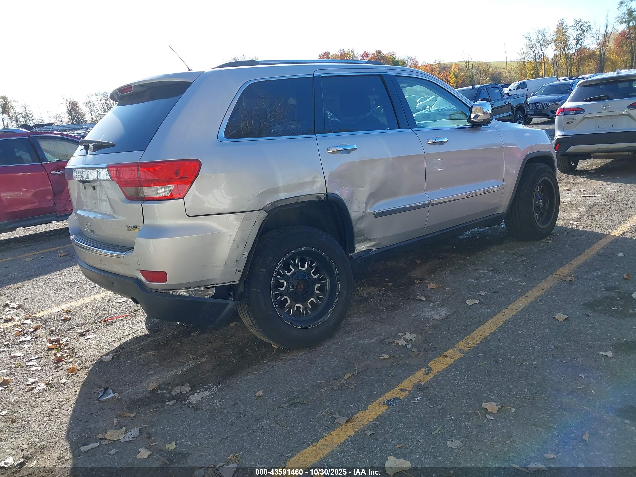 JEEP GRAND image 4