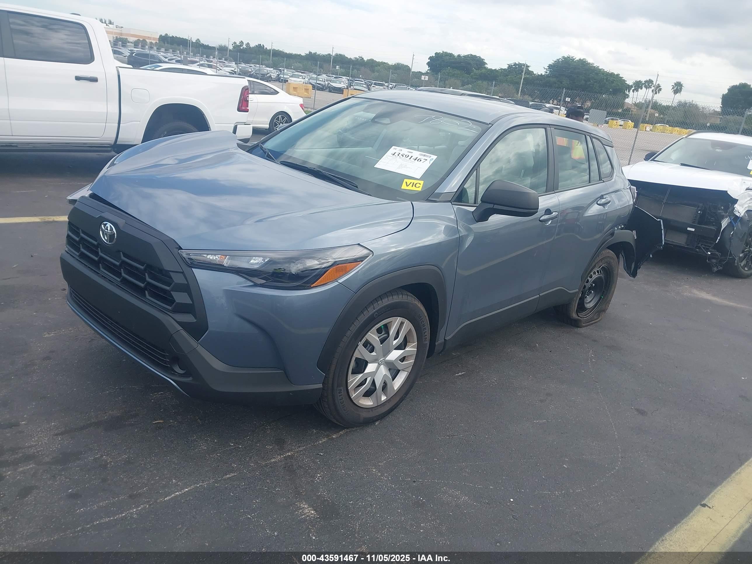 TOYOTA COROLLA image 2