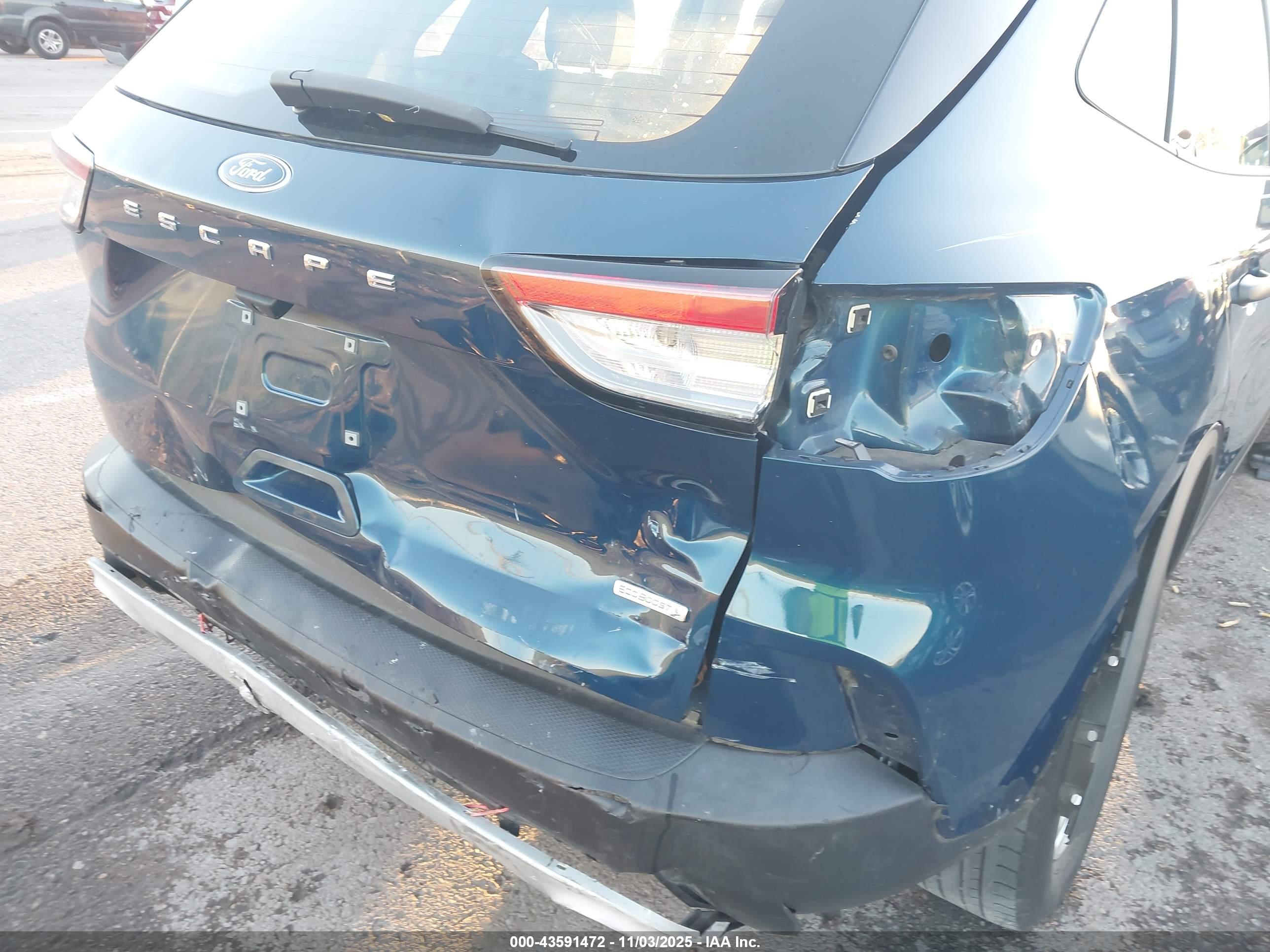 FORD ESCAPE image 6