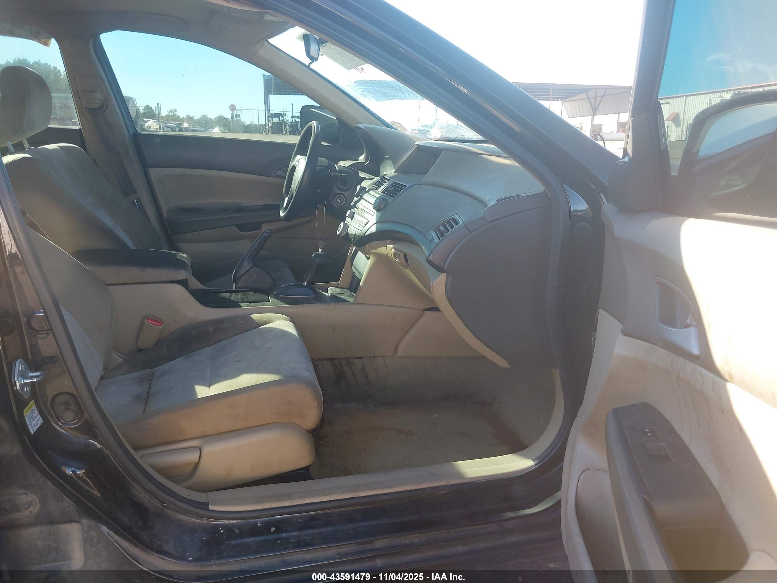 HONDA ACCORD image 5
