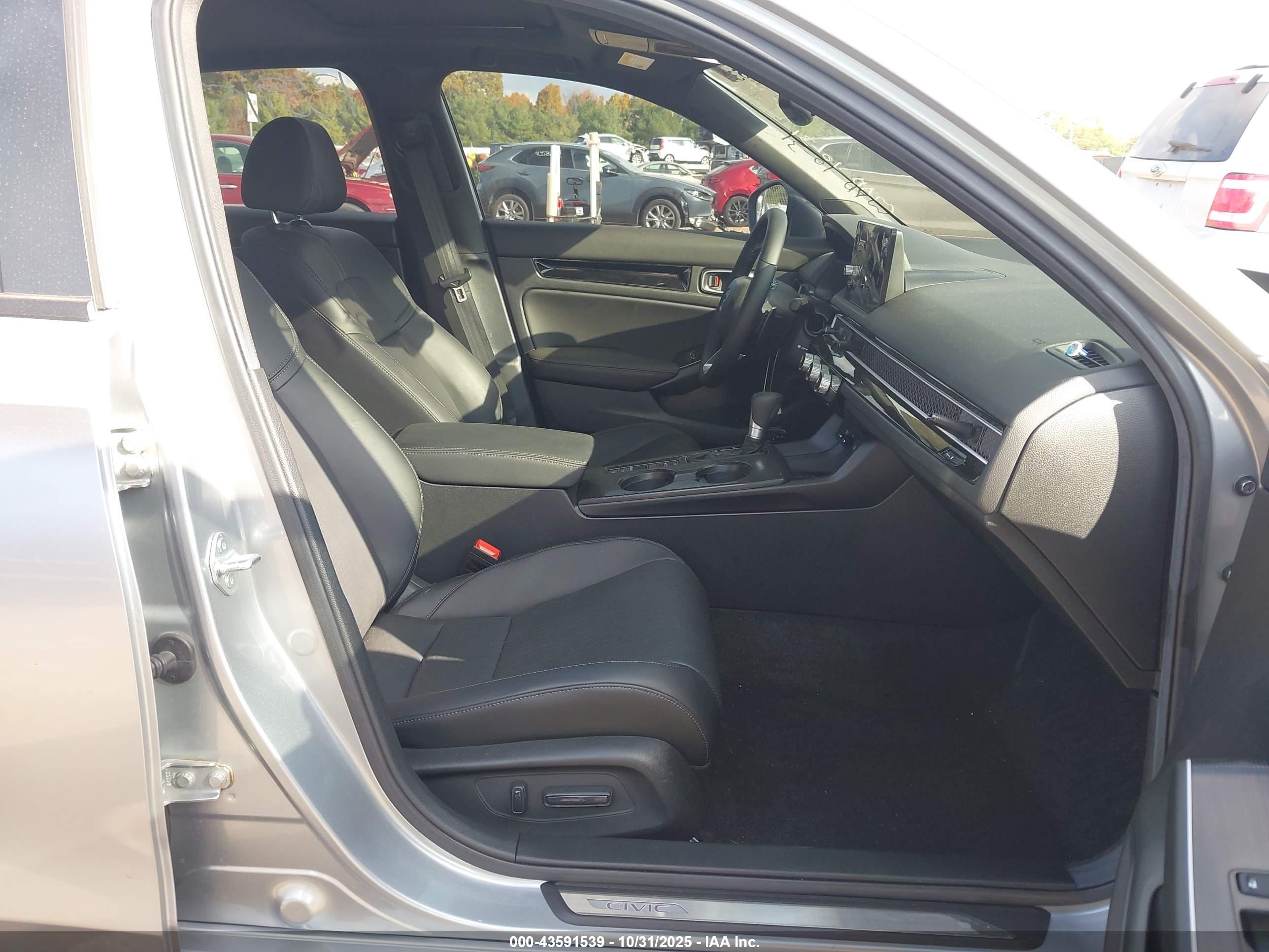 HONDA CIVIC image 5