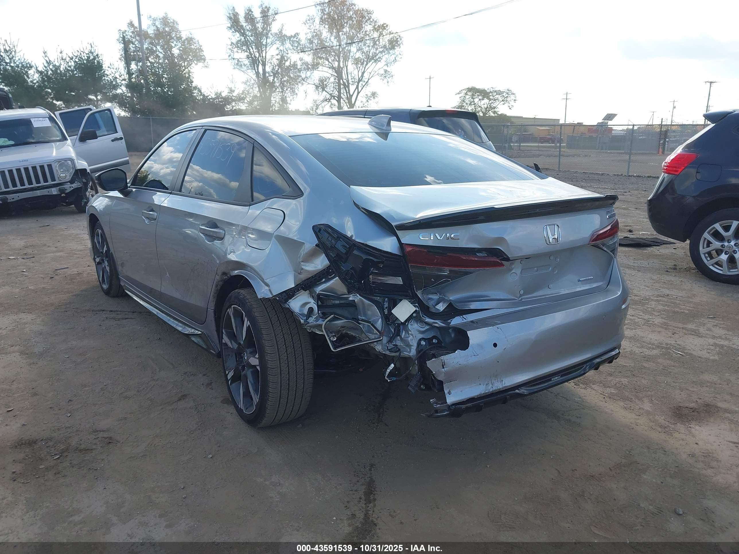 HONDA CIVIC image 6