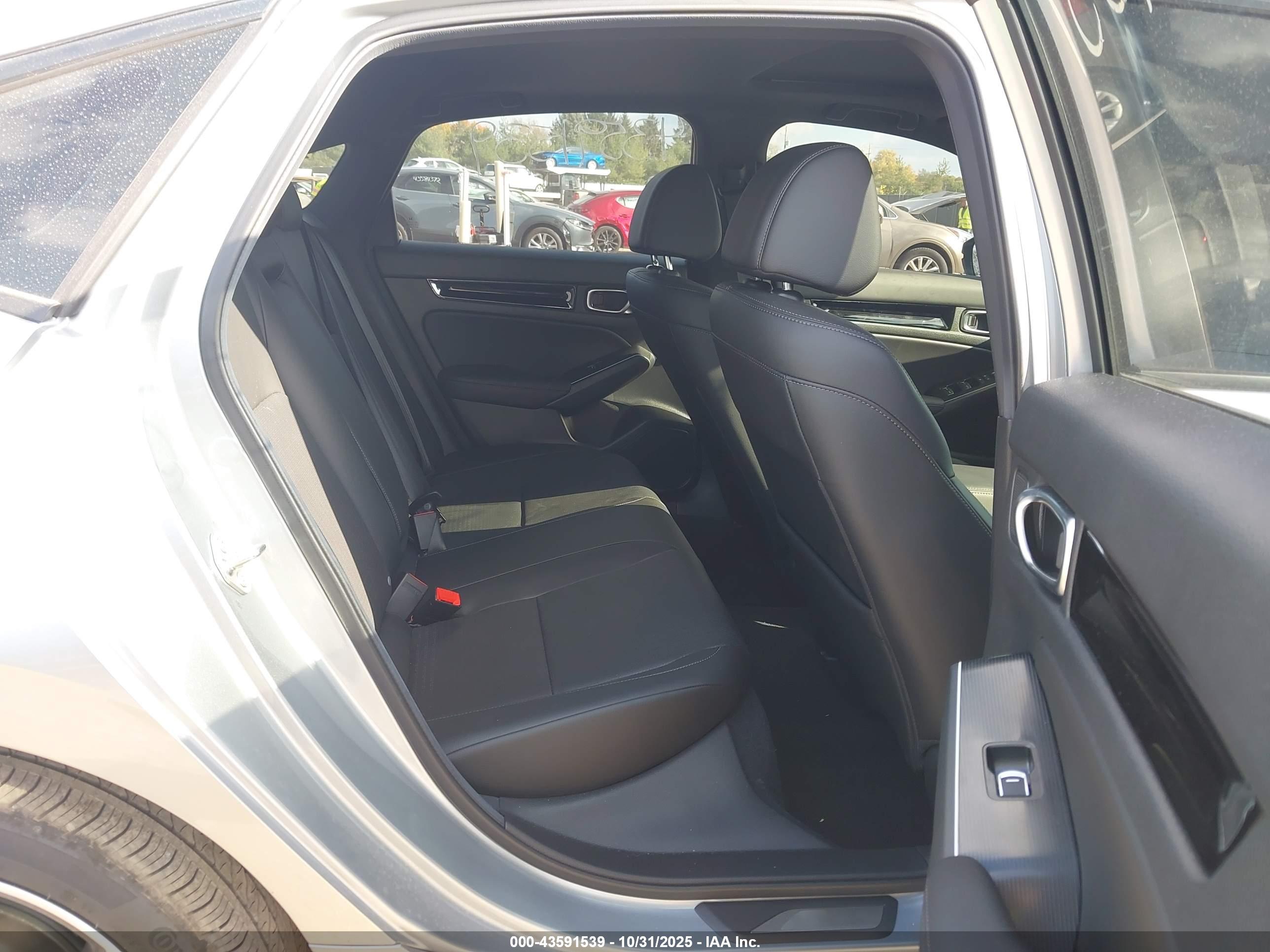 HONDA CIVIC image 8
