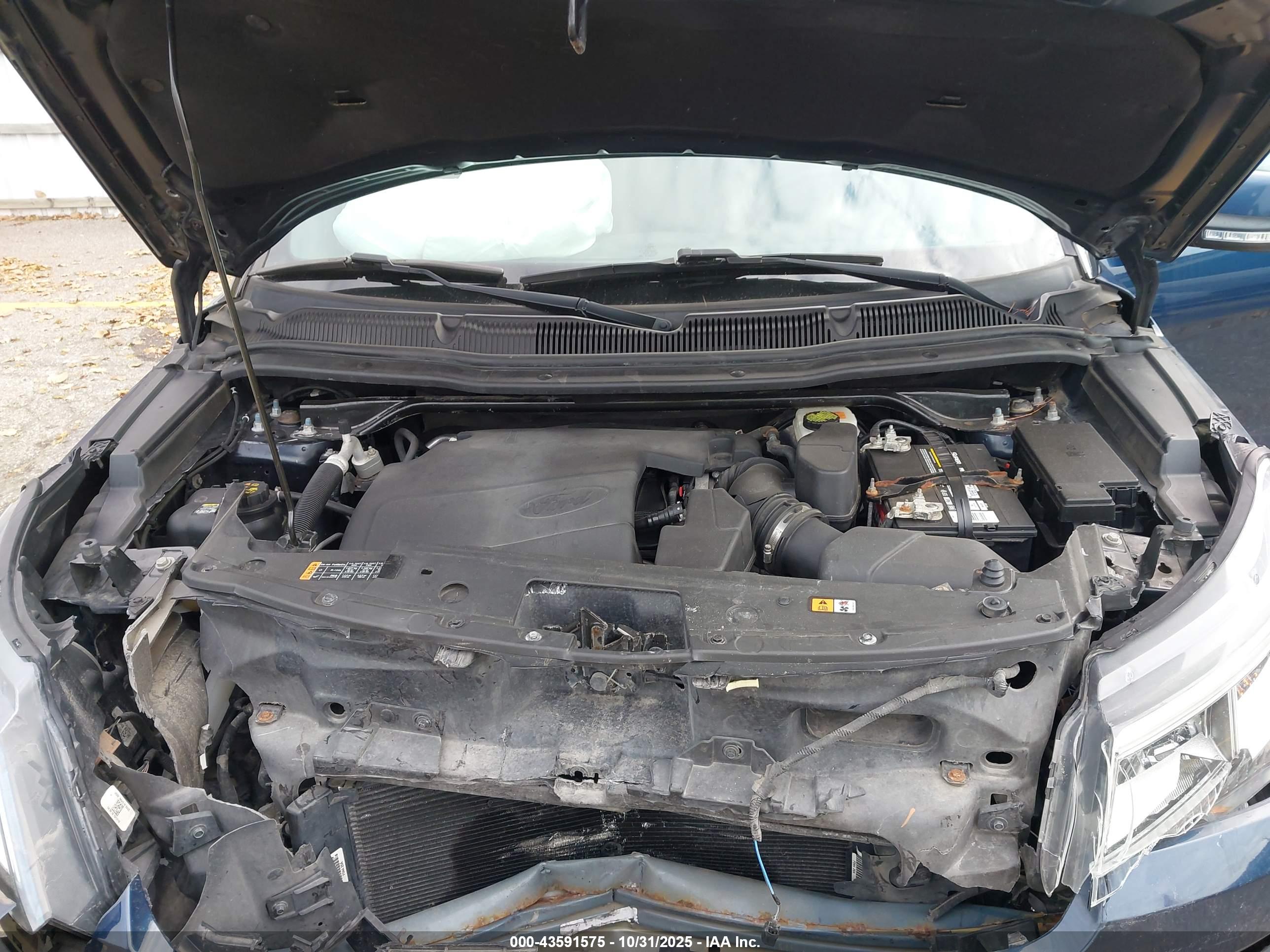 FORD EXPLORER image 10
