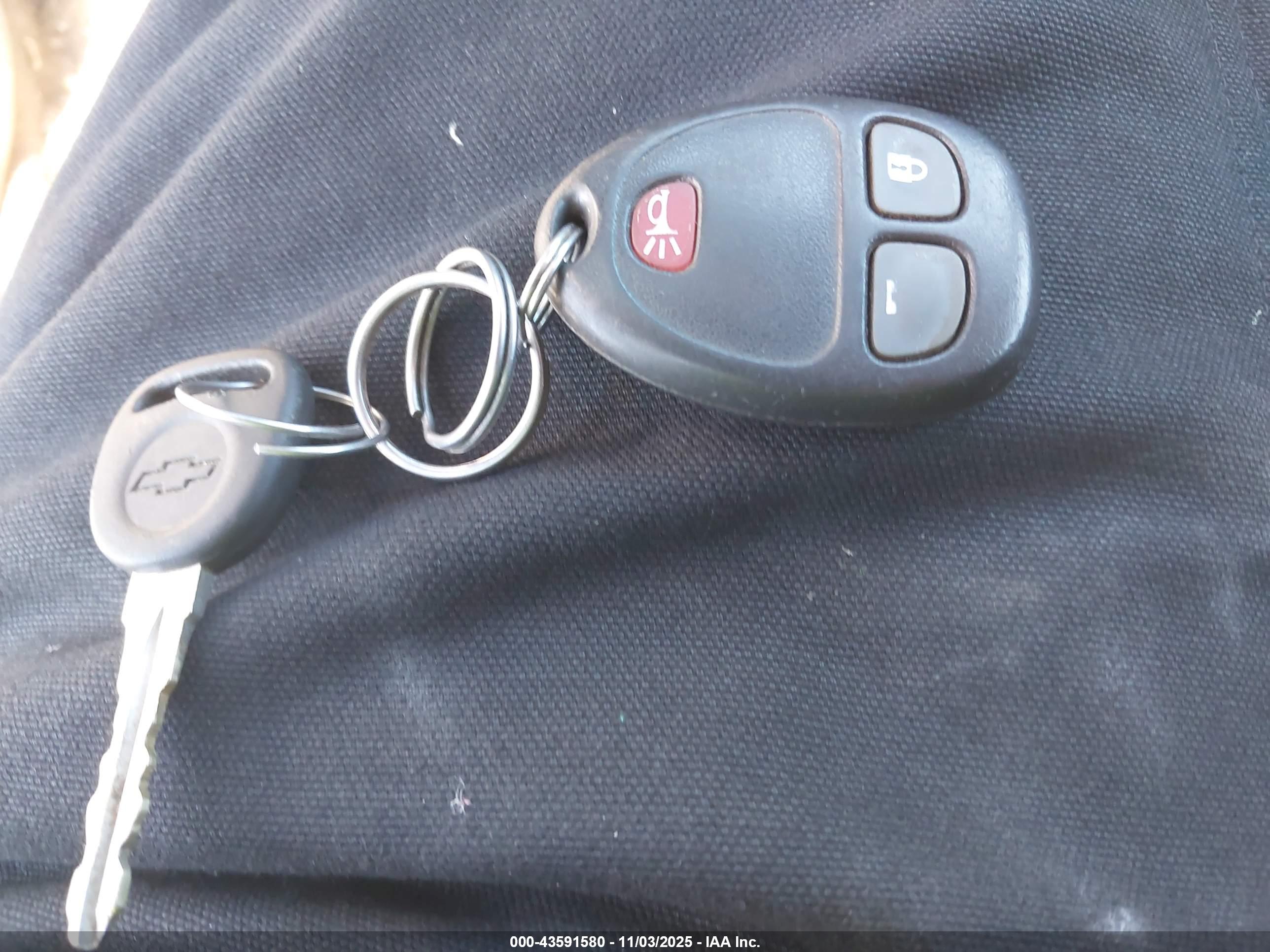 CHEVROLET TRAVERSE image 11