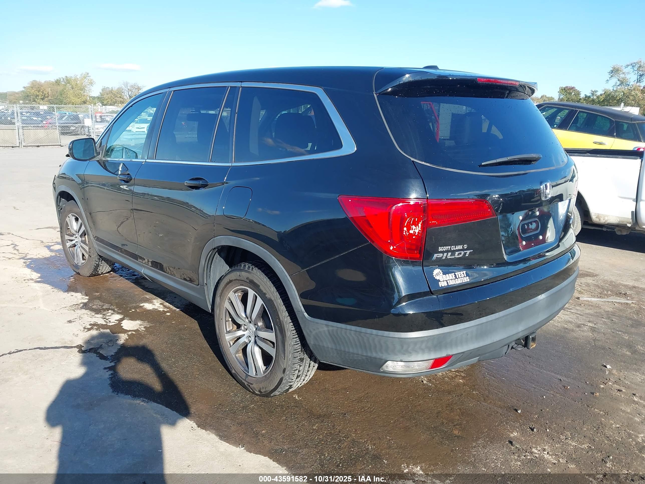 HONDA PILOT image 3