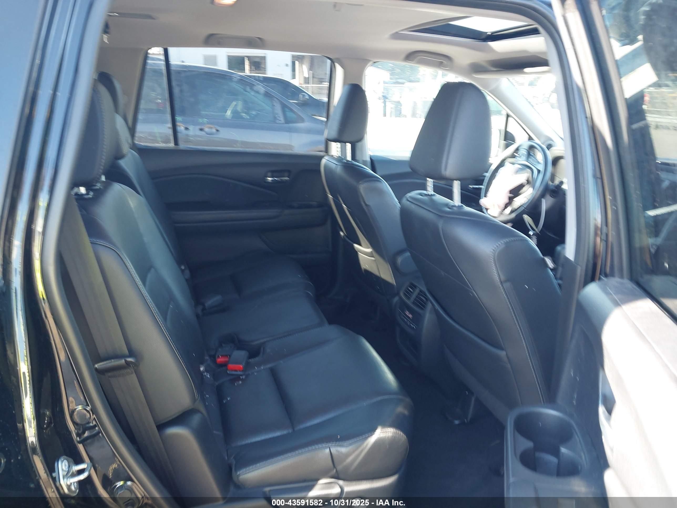 HONDA PILOT image 8