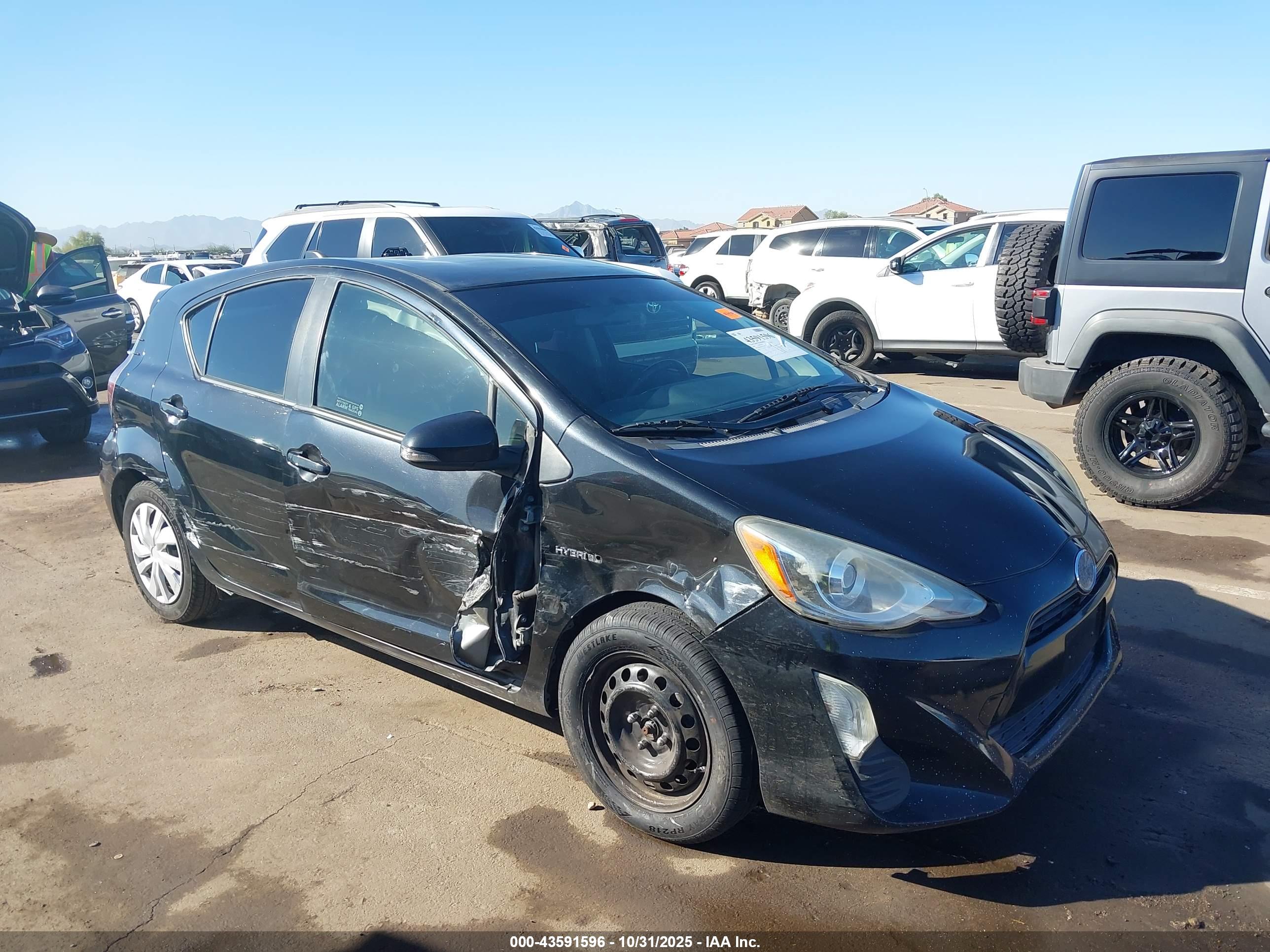 TOYOTA PRIUS image 6