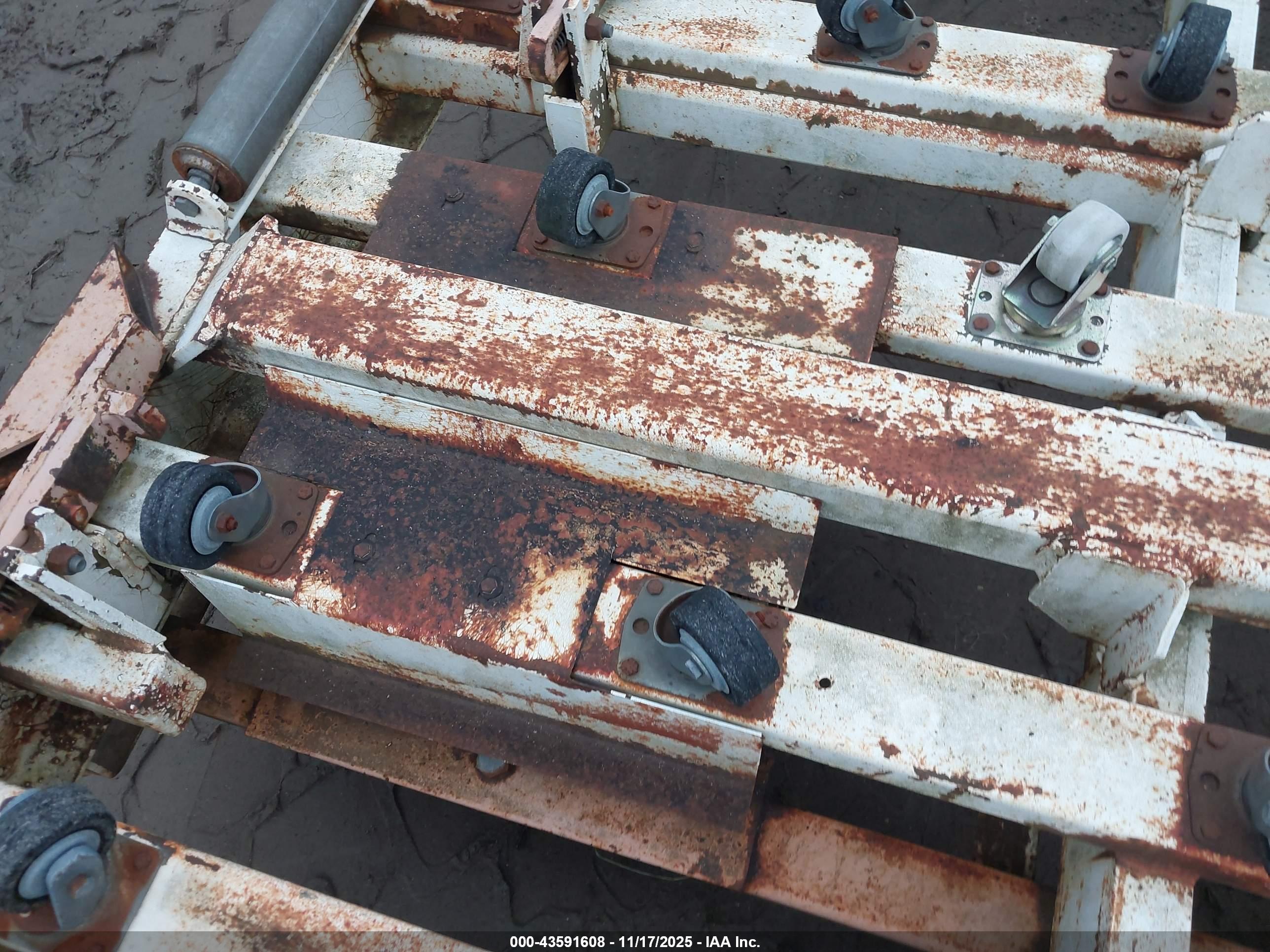 EQUIPMENT STEEL image 6