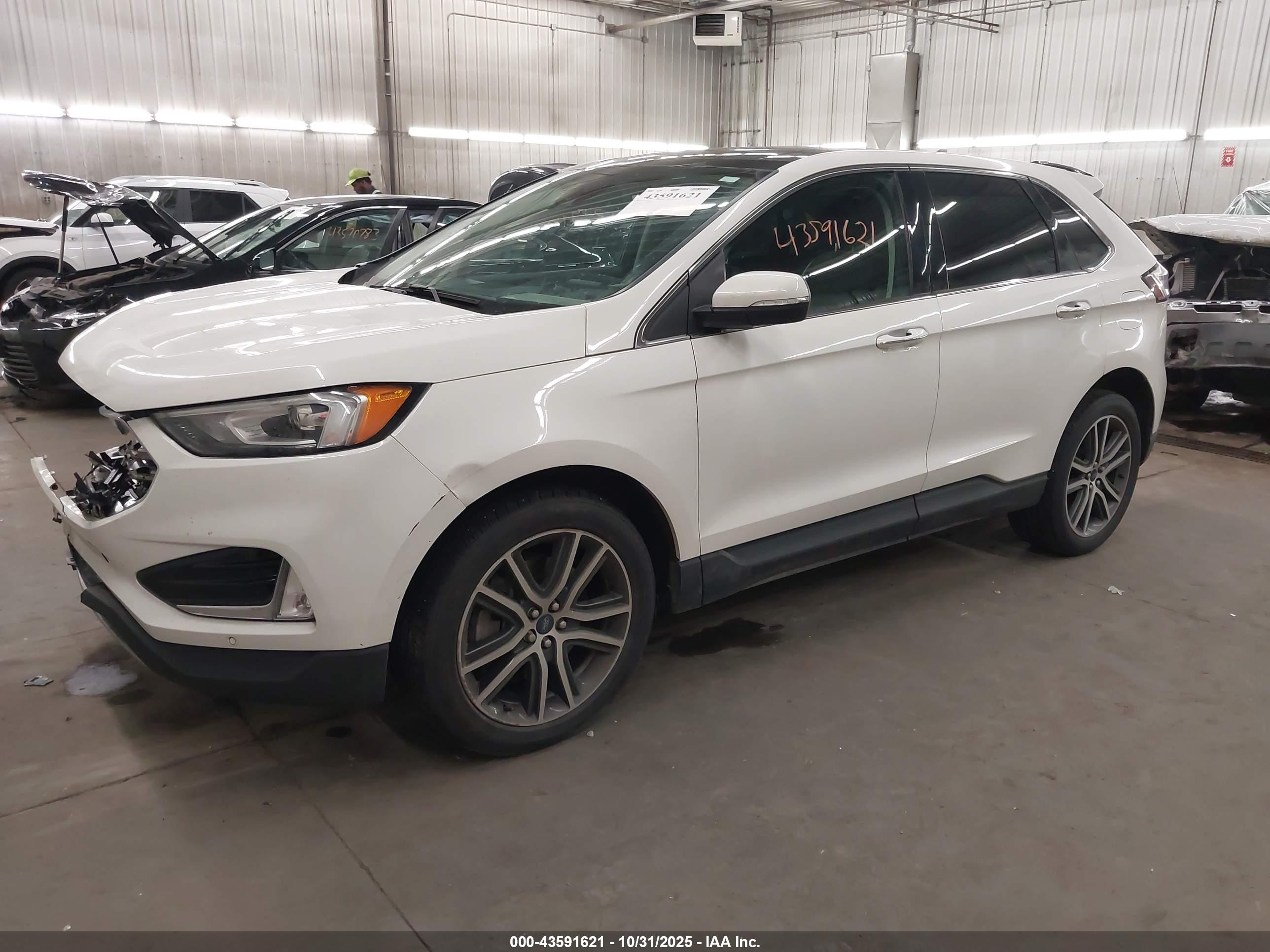 FORD EDGE image 2