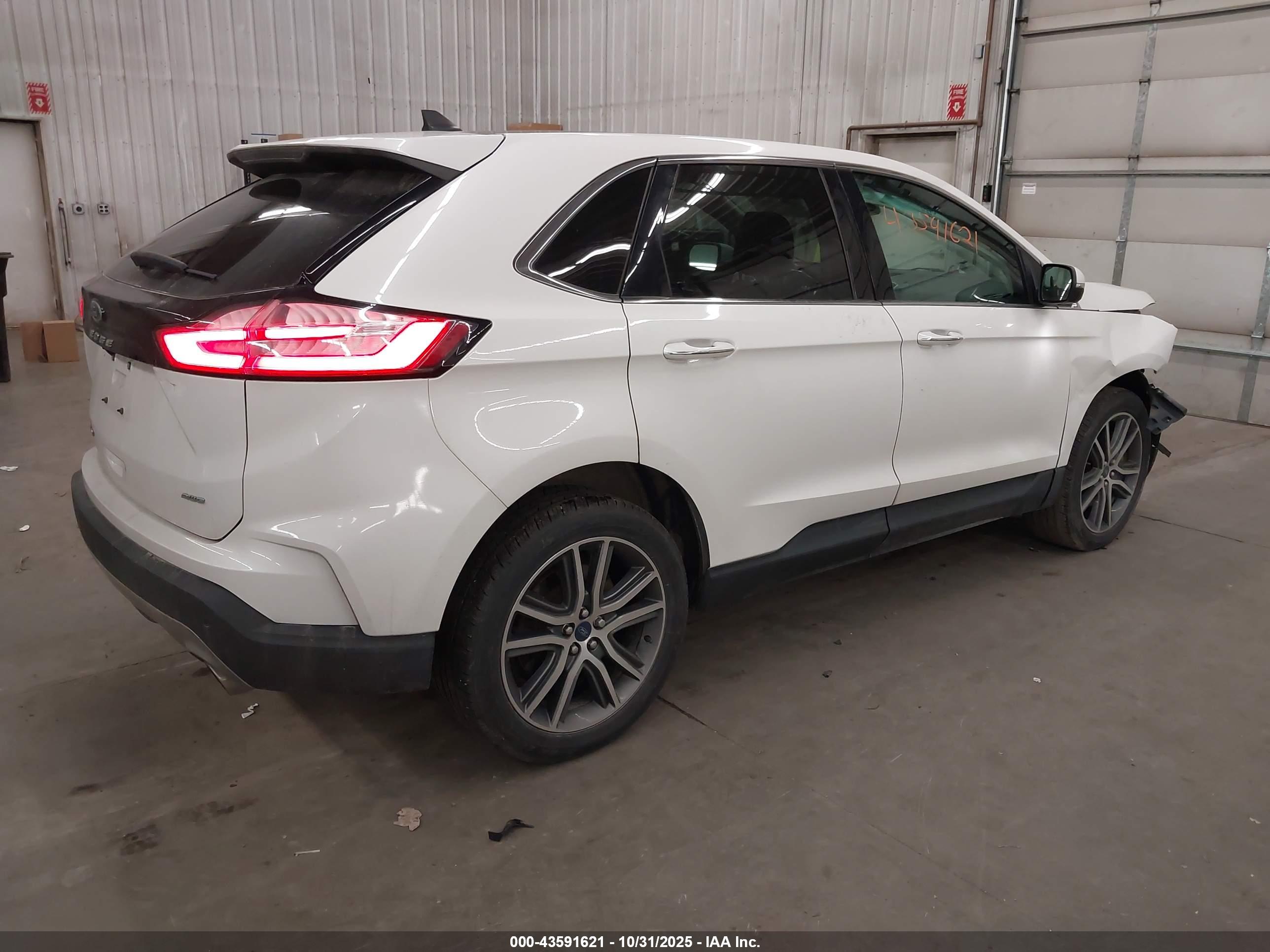 FORD EDGE image 4