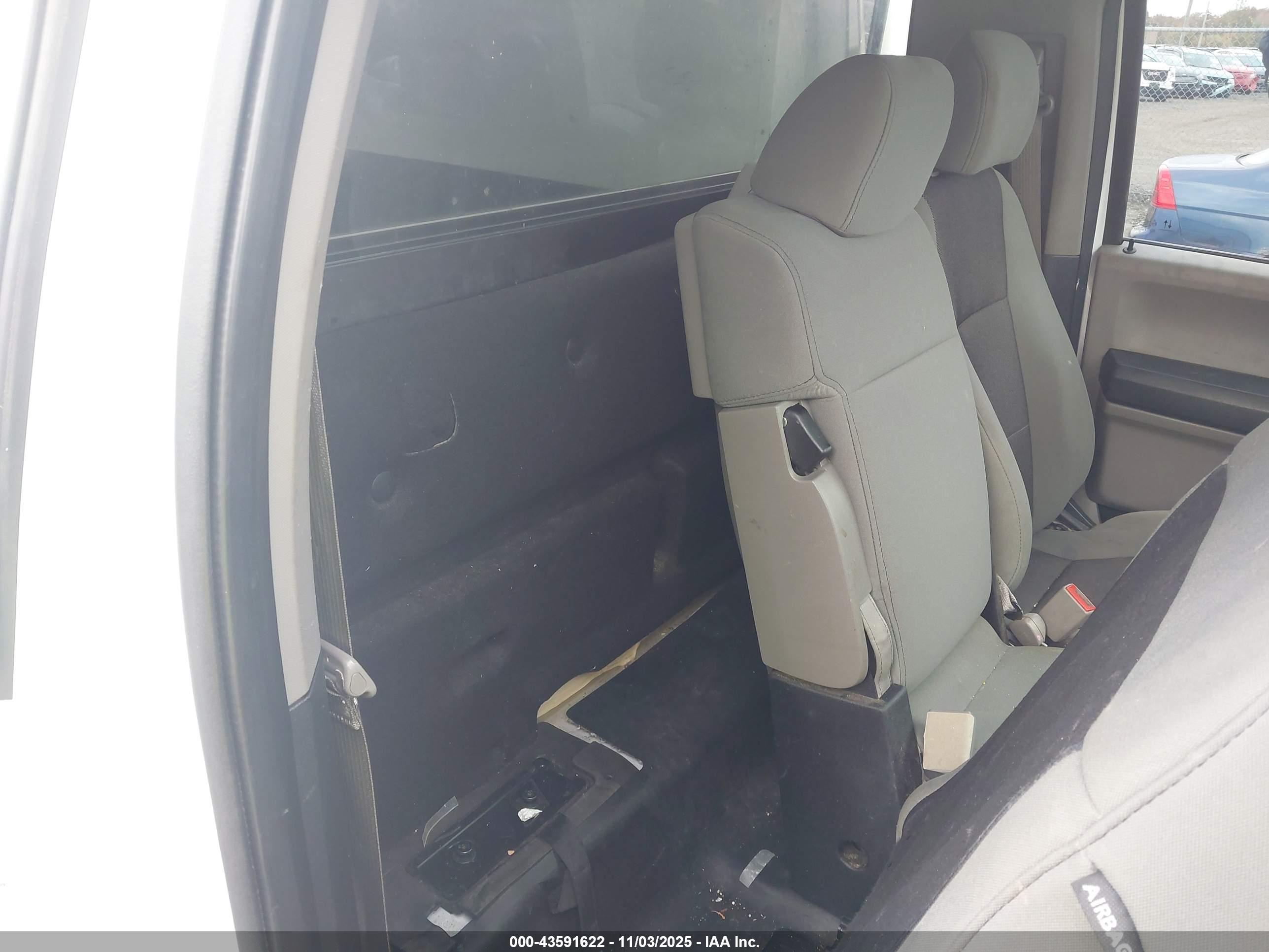 FORD F-150 image 8