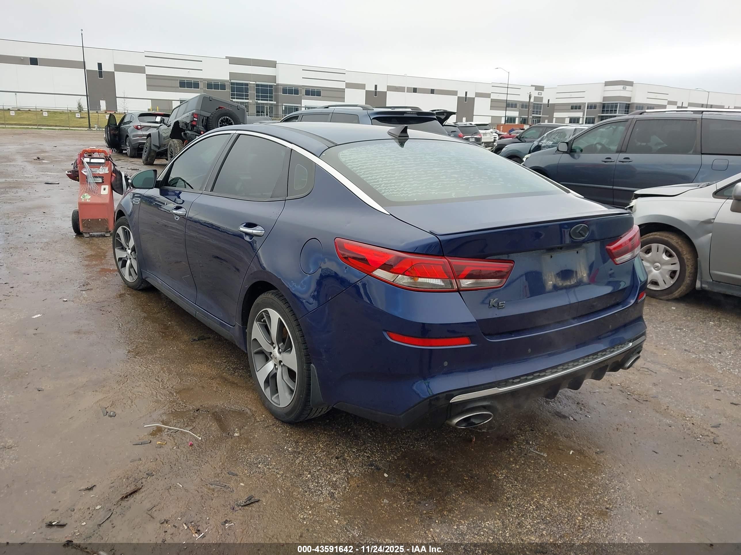 KIA OPTIMA image 3