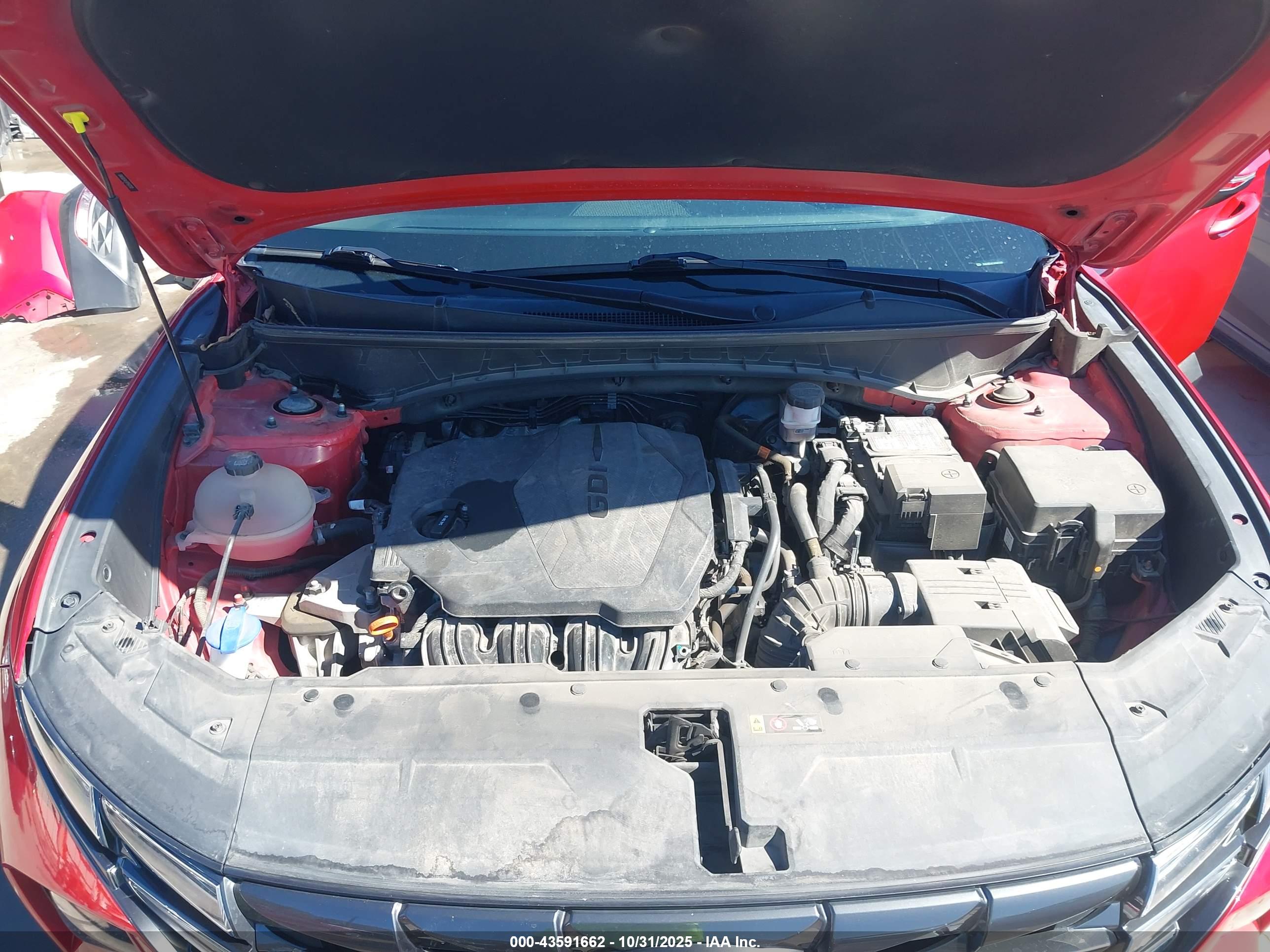 HYUNDAI TUCSON image 10
