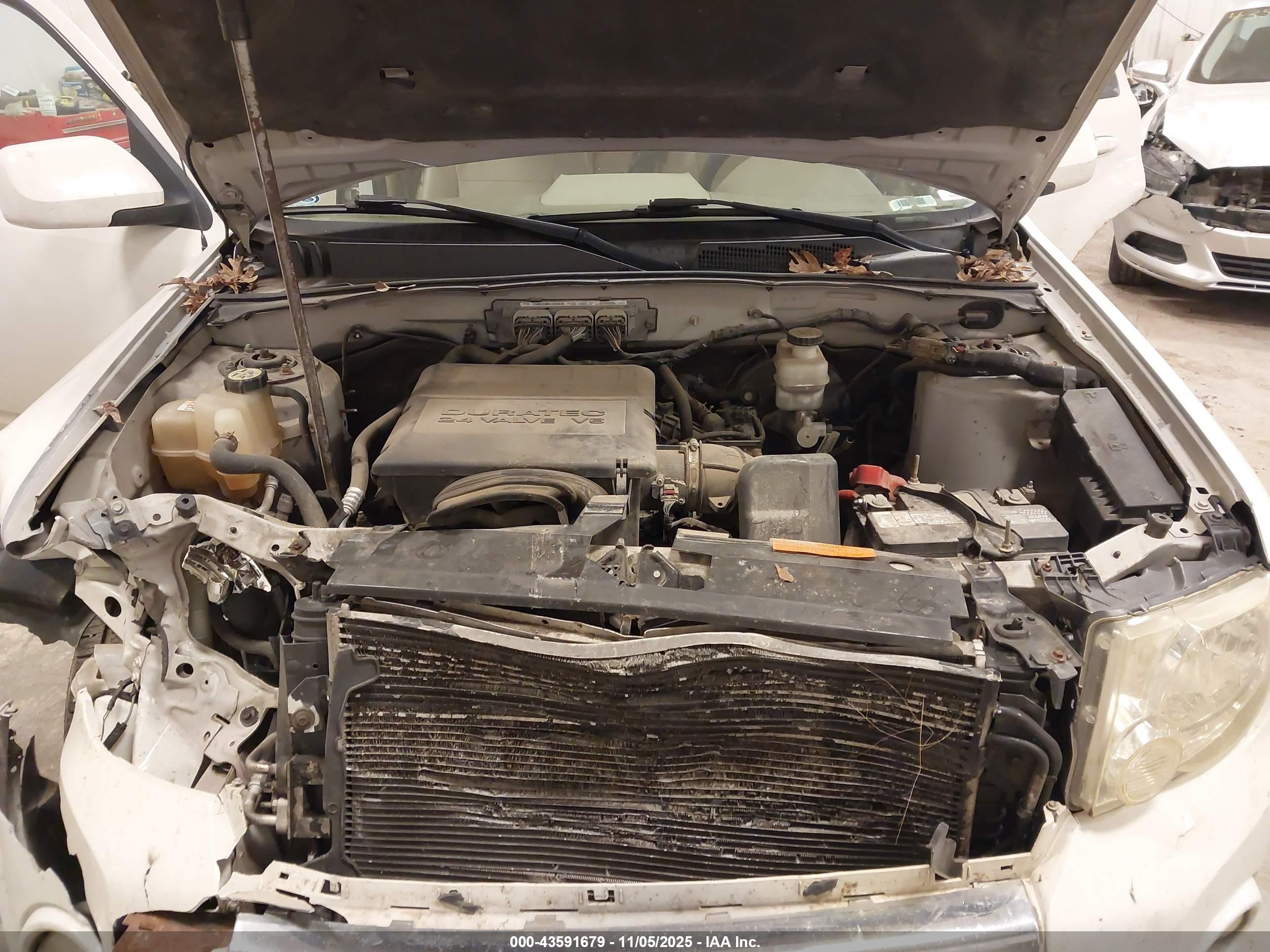 FORD ESCAPE image 10