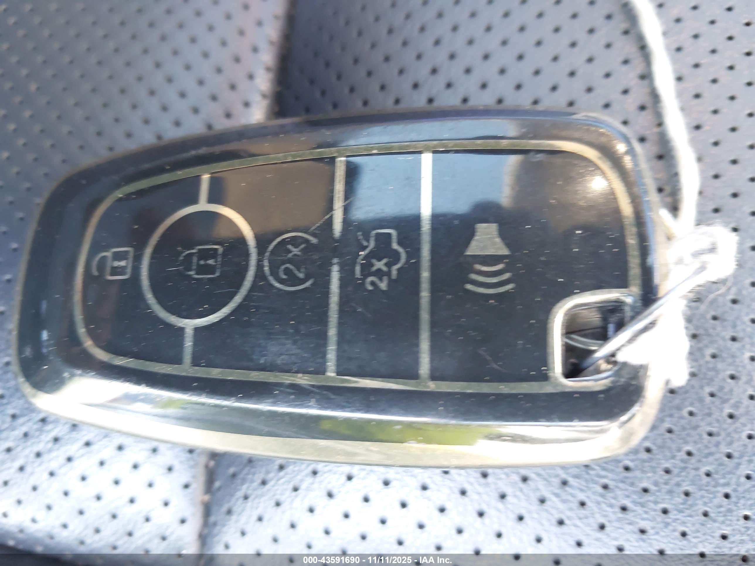 FORD EXPEDITION image 11