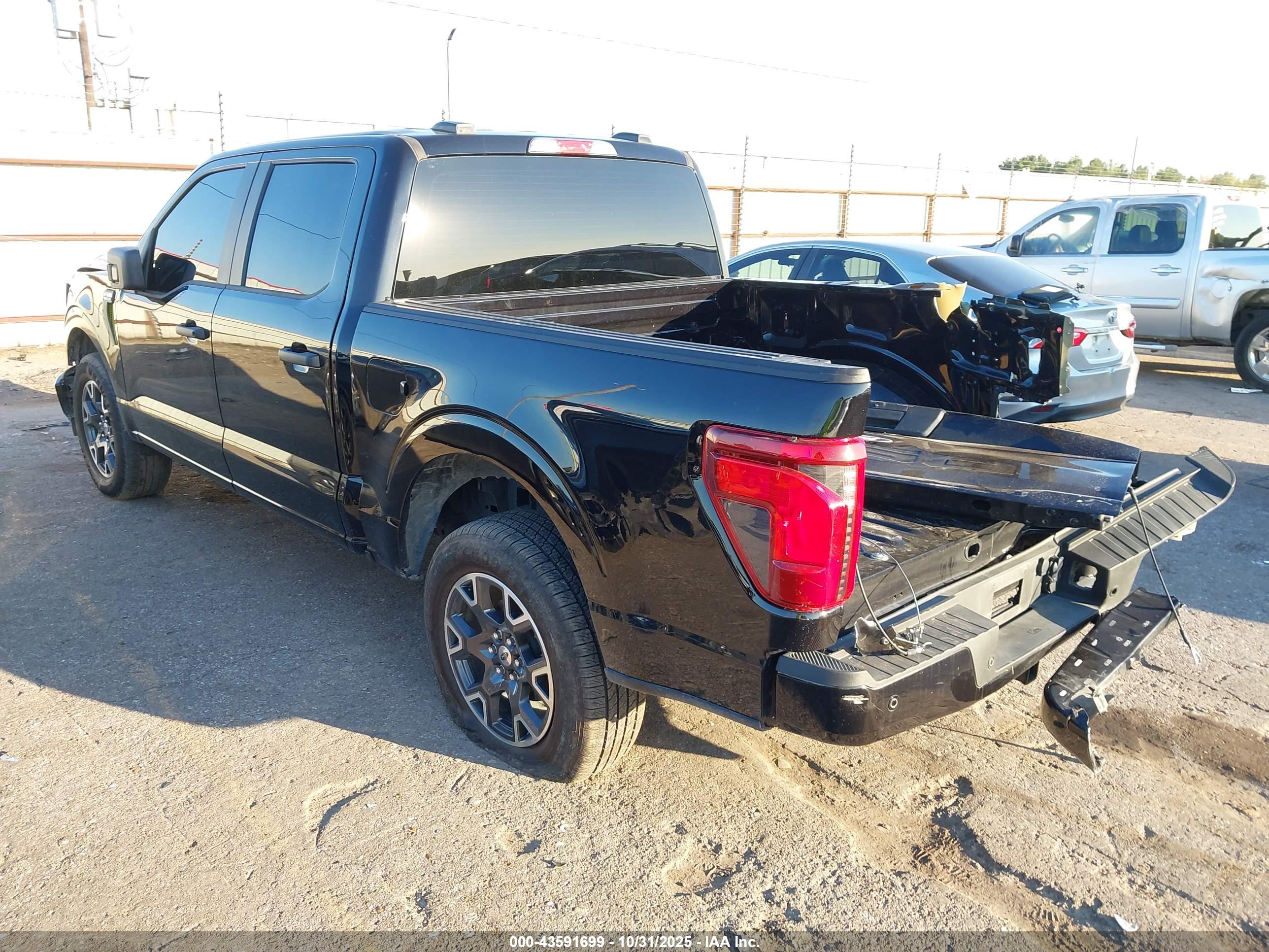 FORD F-150 image 3