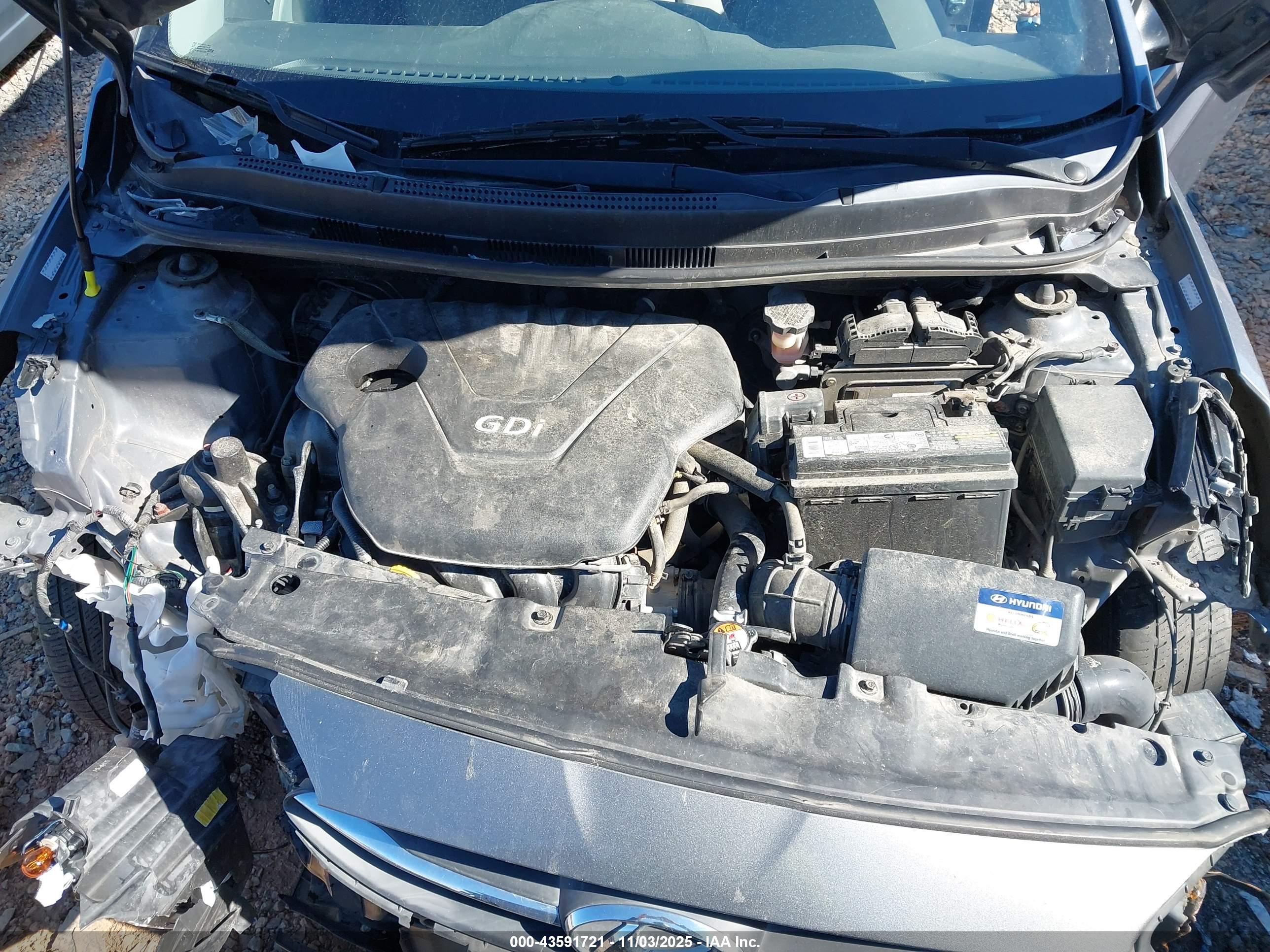 HYUNDAI ACCENT image 10