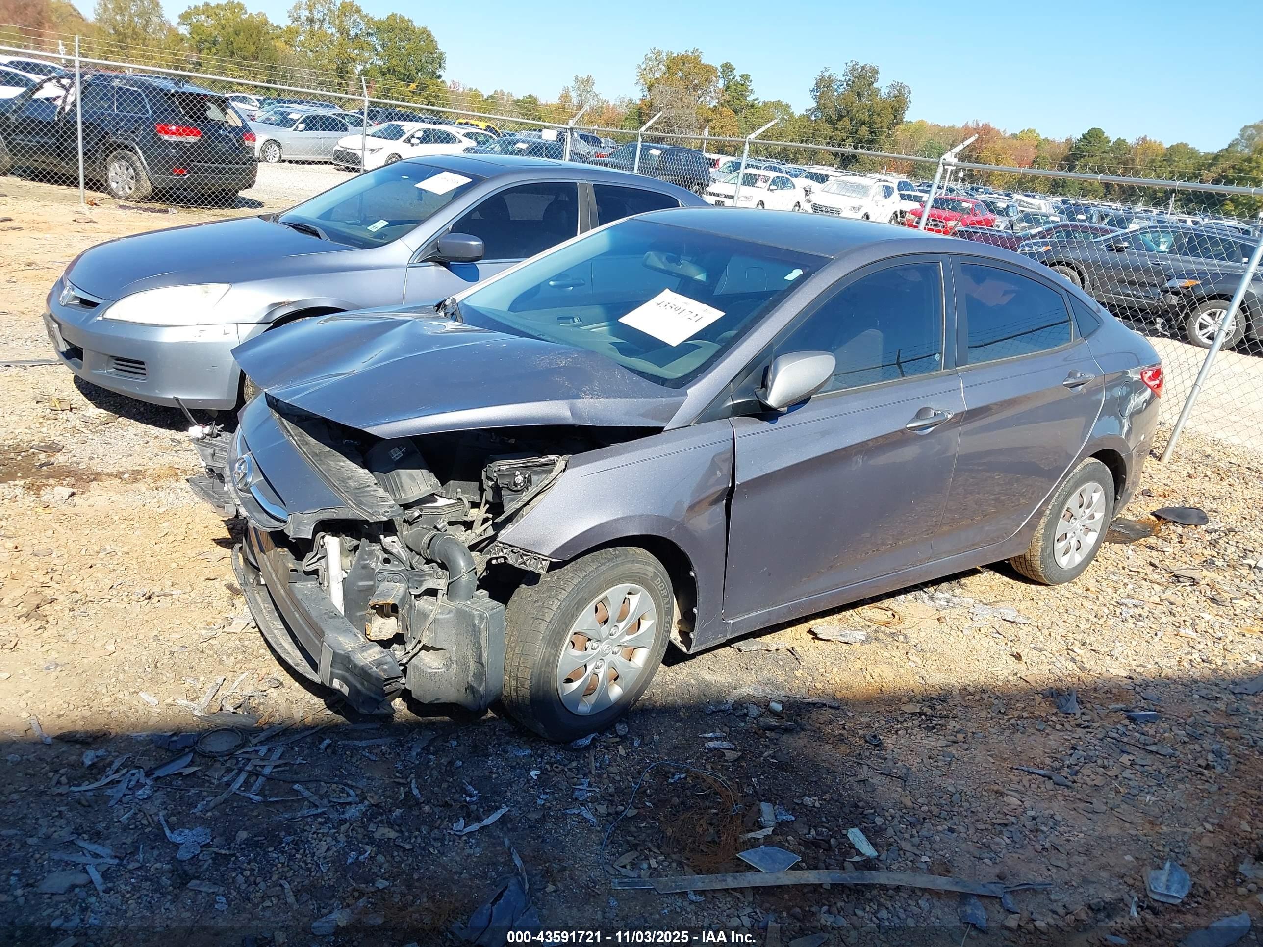 HYUNDAI ACCENT image 2