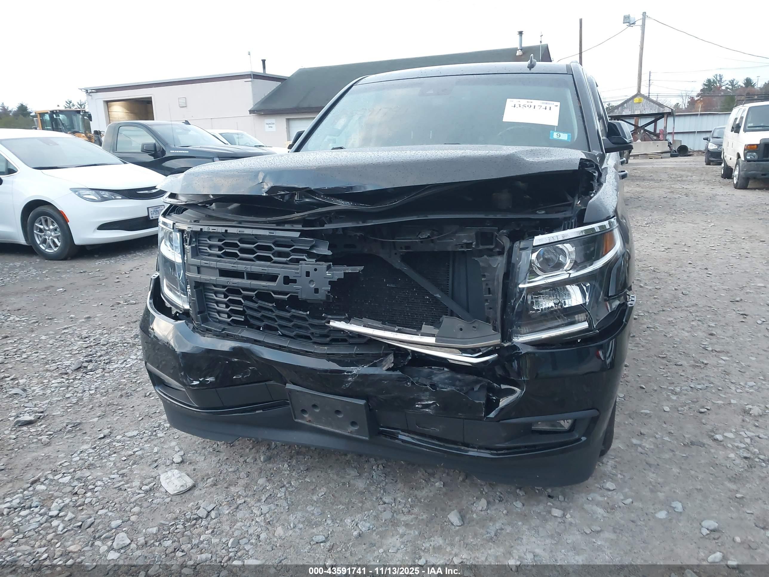 CHEVROLET TAHOE image 6