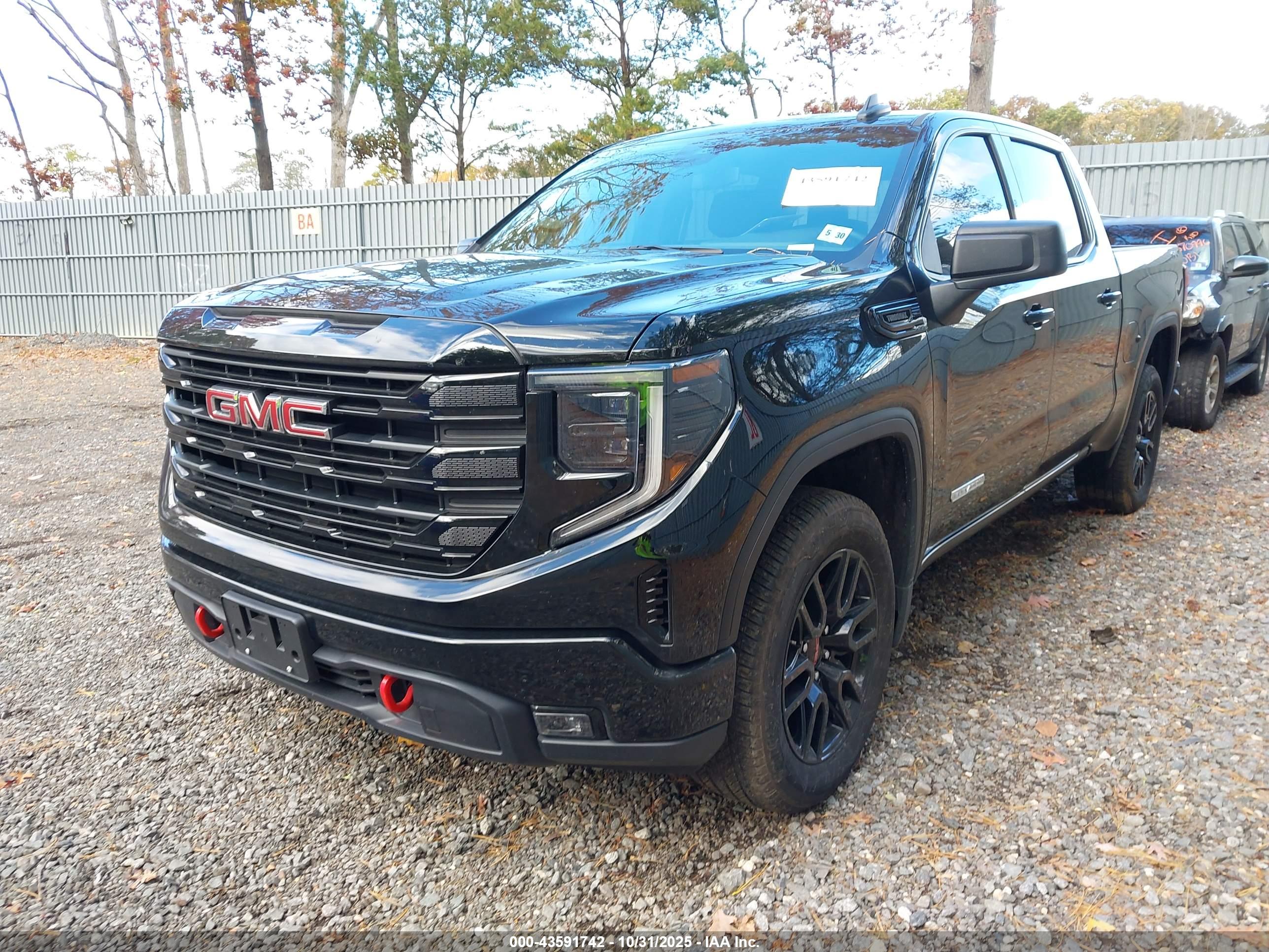 GMC SIERRA image 2