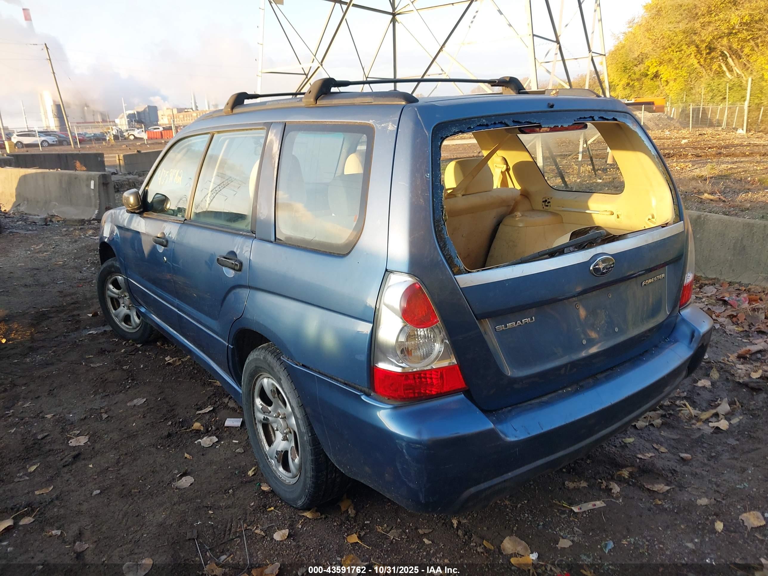 SUBARU FORESTER image 3
