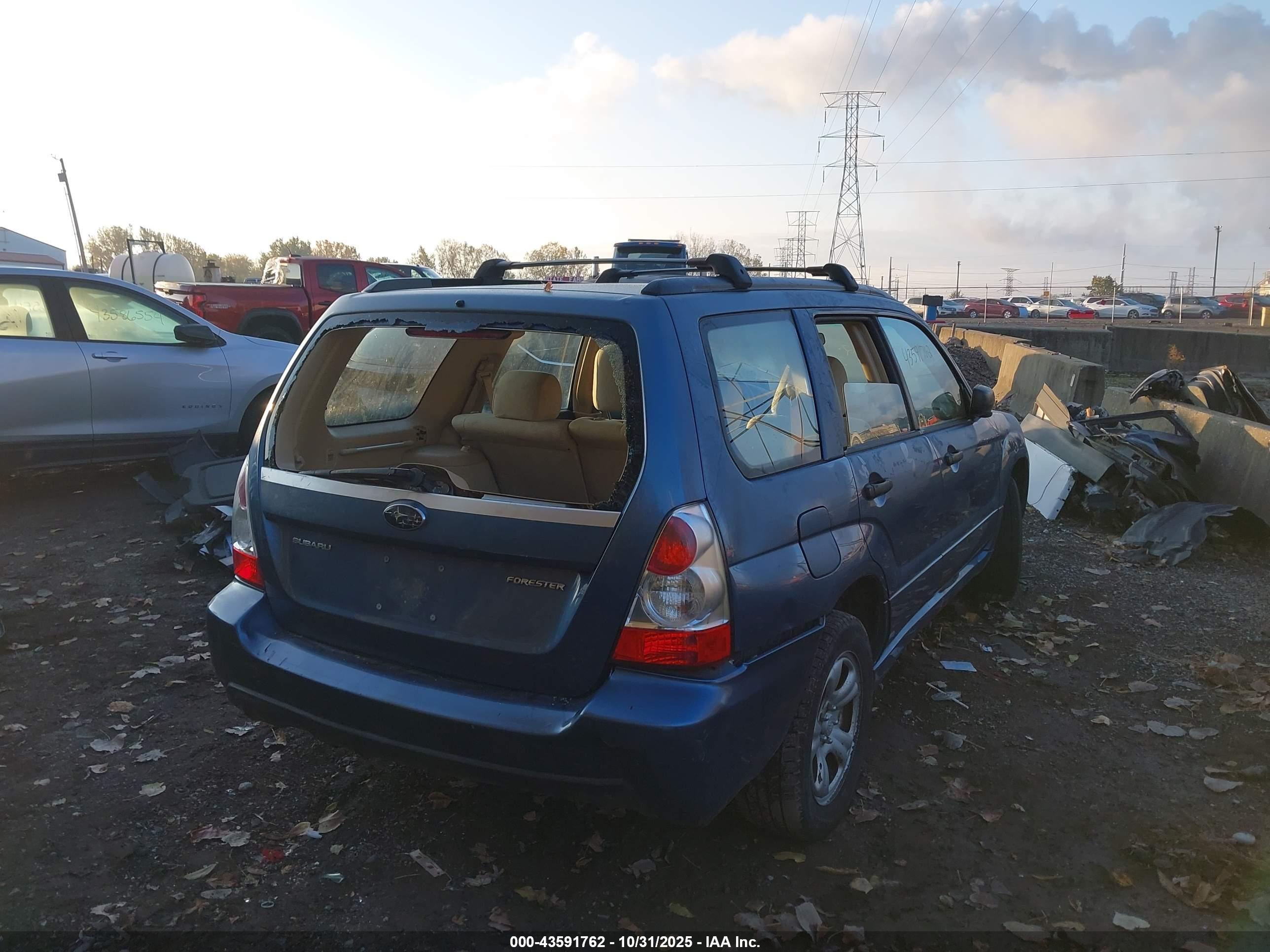 SUBARU FORESTER image 4