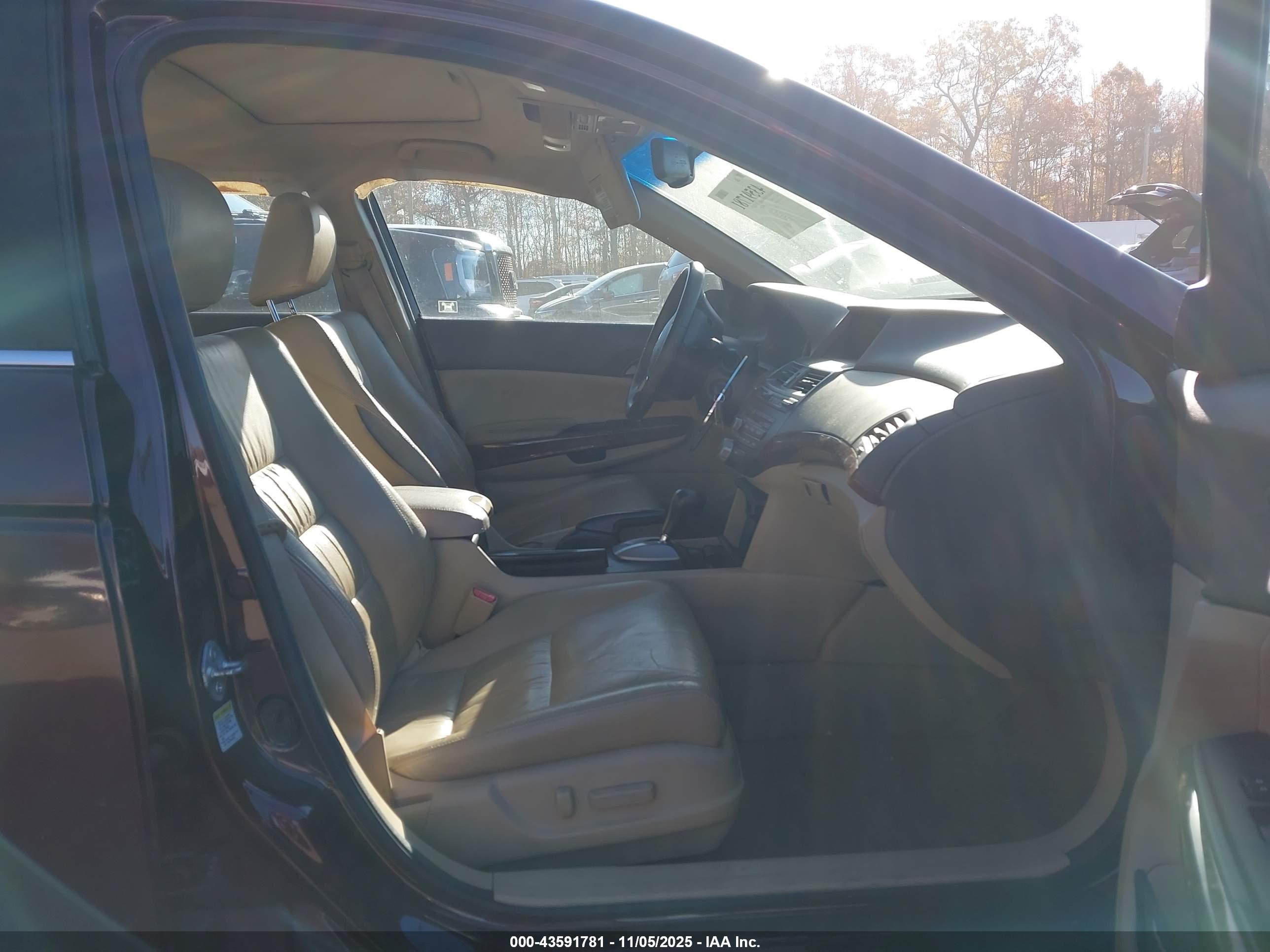HONDA ACCORD image 5