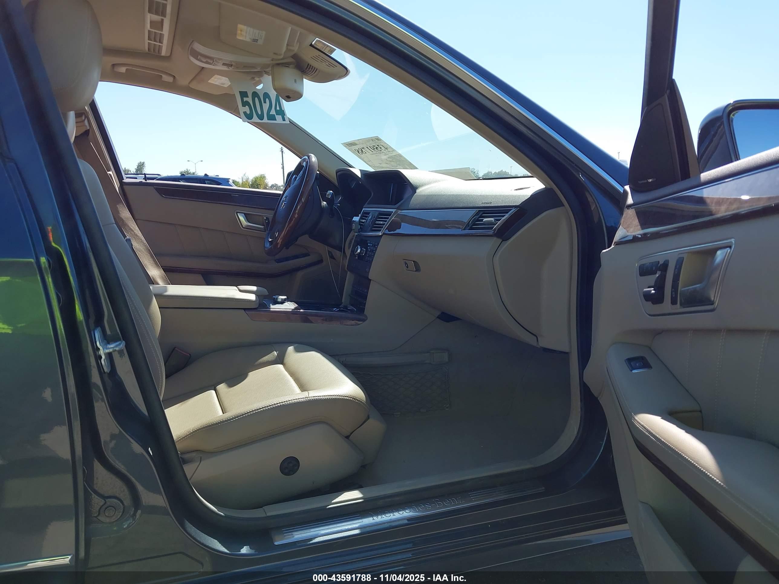 MERCEDES-BENZ E image 5